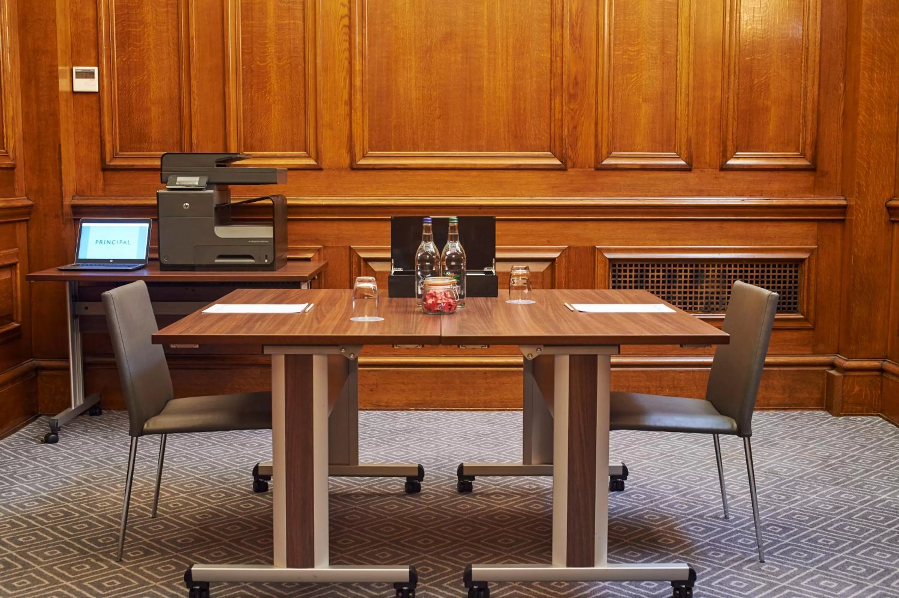 Meeting/conference room in Kimpton Clocktower by IHG