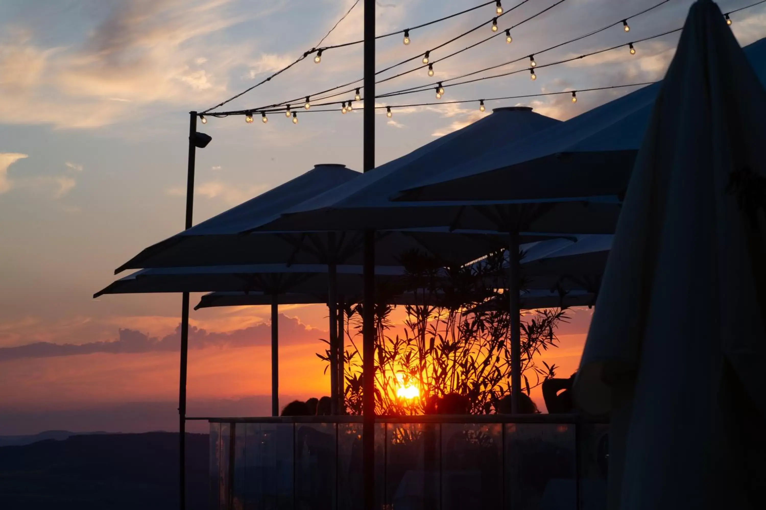 Restaurant/places to eat, Sunrise/Sunset in Hotel UTO KULM - car-free