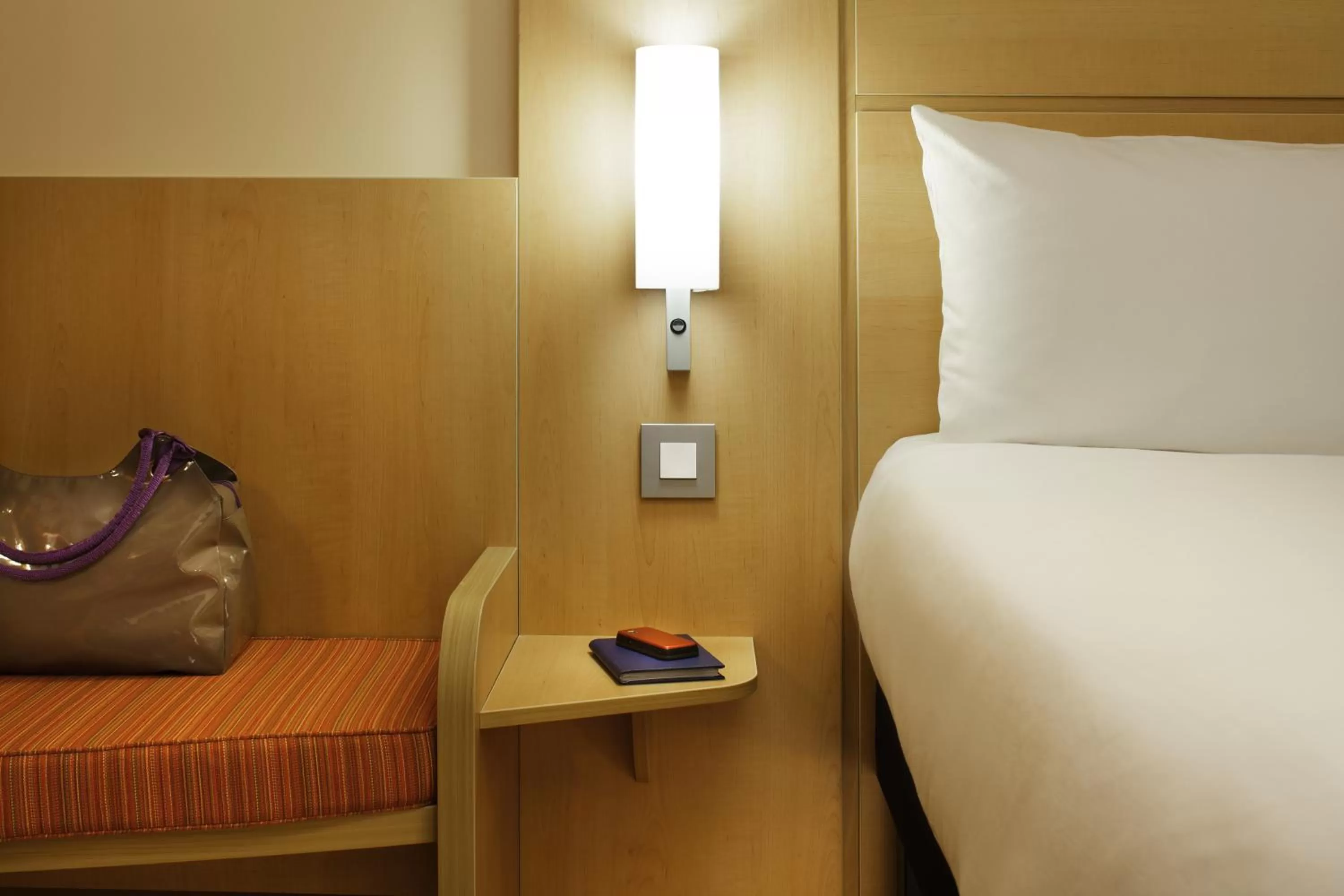 Photo of the whole room, Bed in ibis London Shepherds Bush - Hammersmith