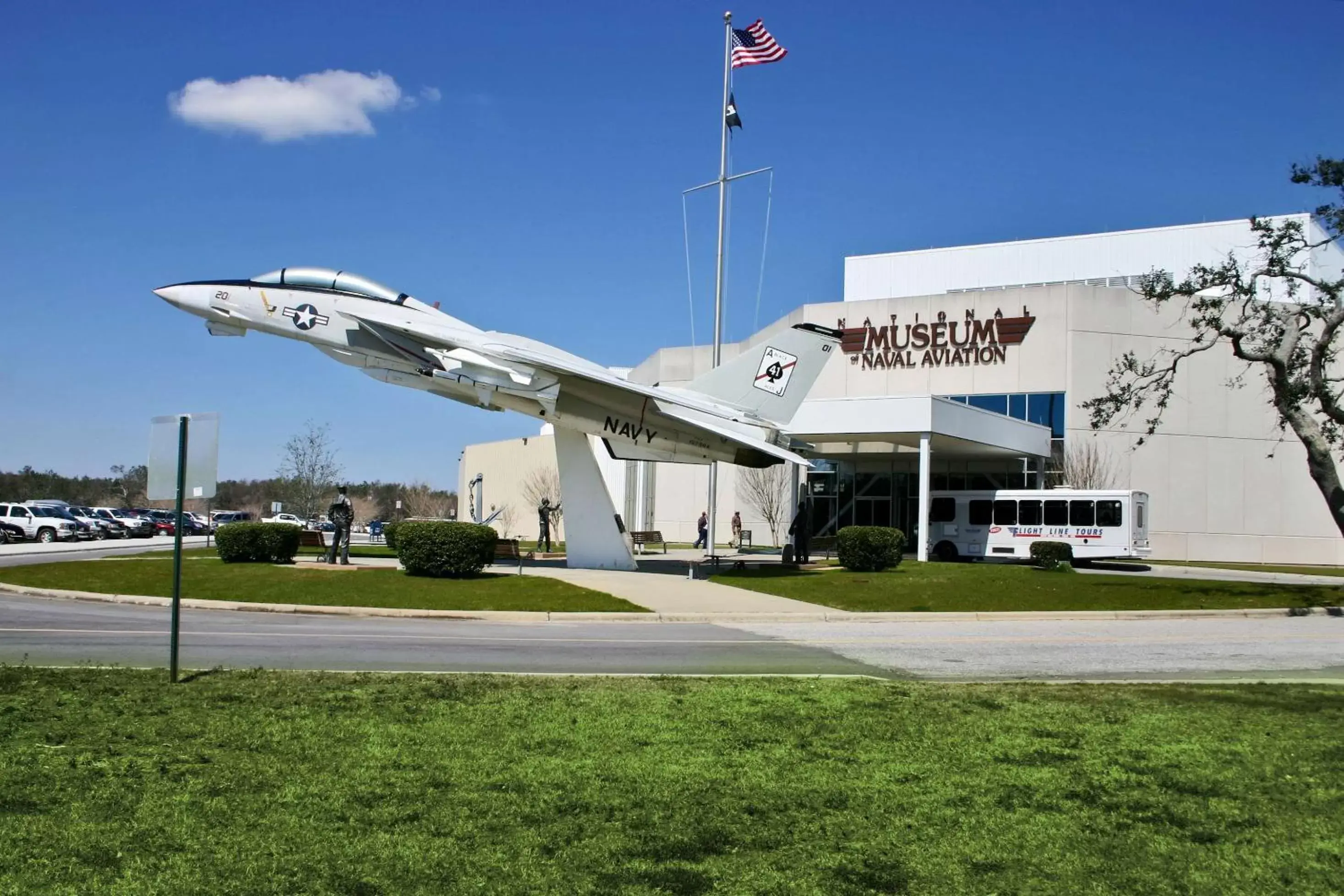 Property Building in Hampton Inn Pensacola-Airport