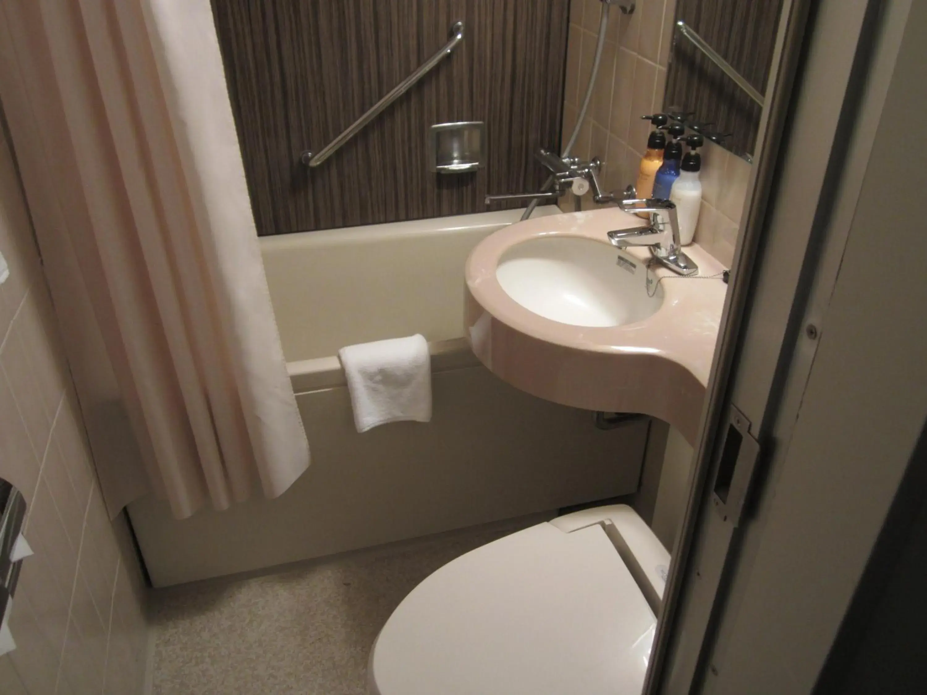 Bathroom in the b hachioji Bathroom in the b hachioji