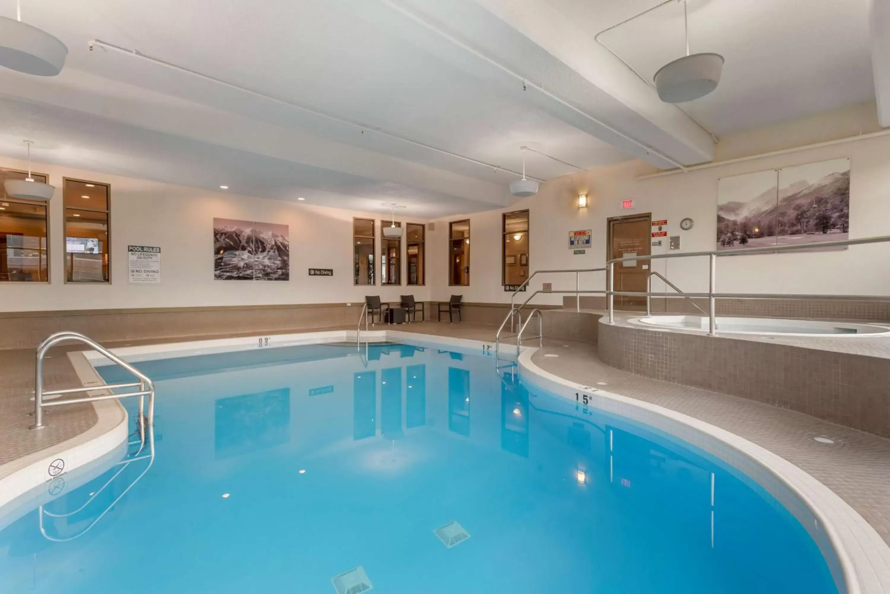 Pool view, Swimming Pool in Best Western Plus Fernie Mountain Lodge