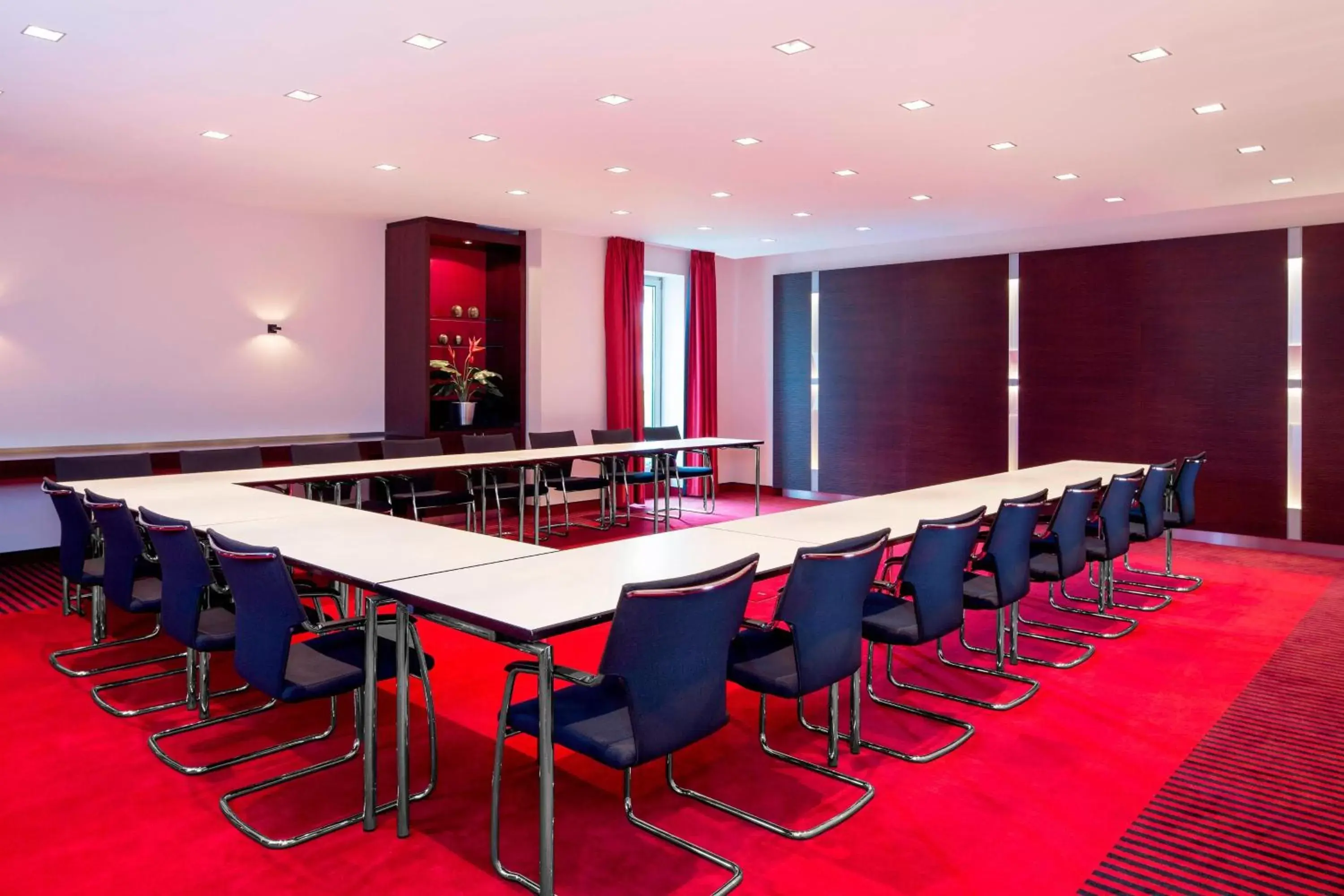 Meeting/conference room in Sheraton Duesseldorf Airport Hotel