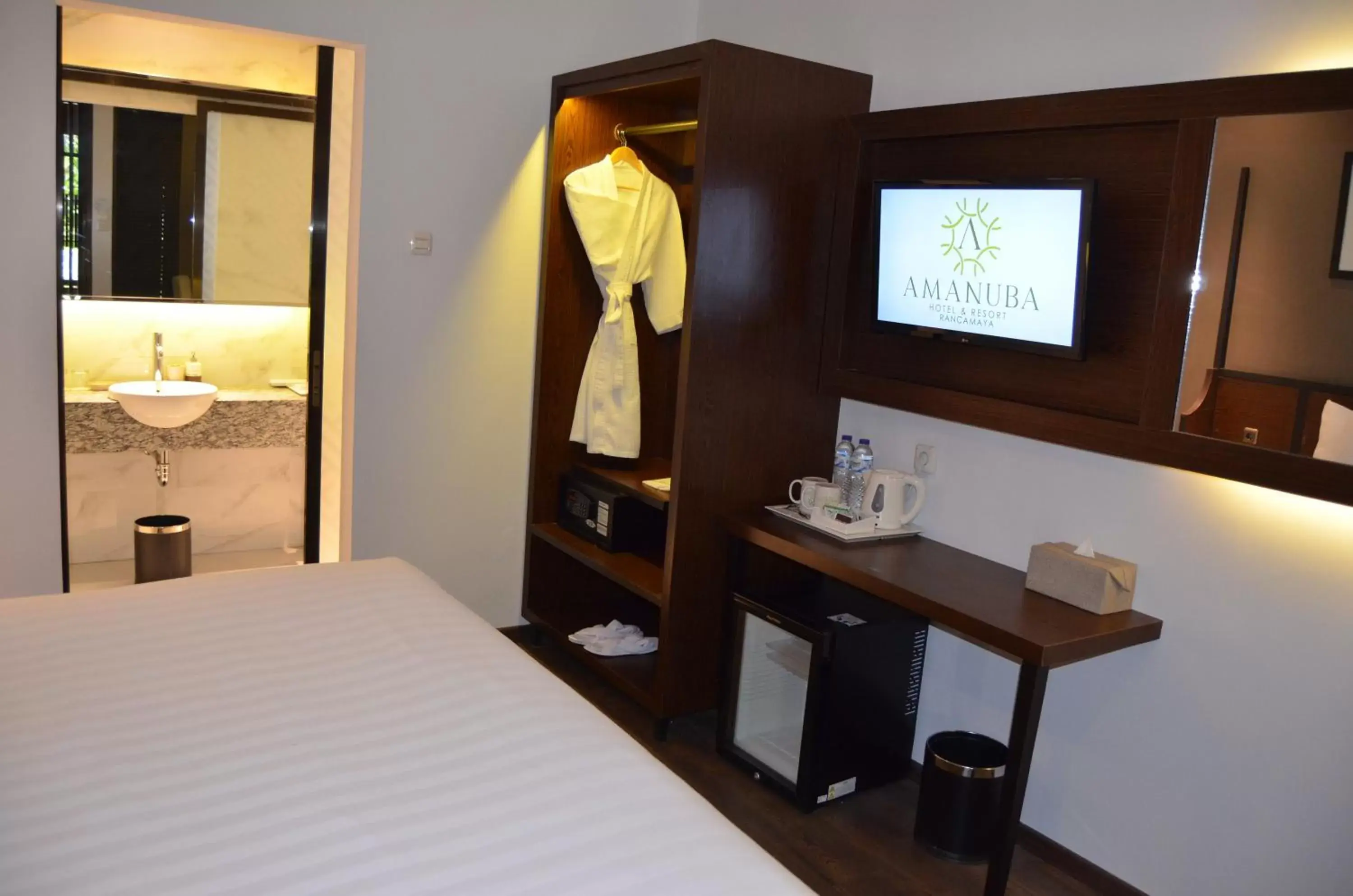 Bed in Amanuba Hotel & Resort Rancamaya Bed in Amanuba Hotel & Resort Rancamaya