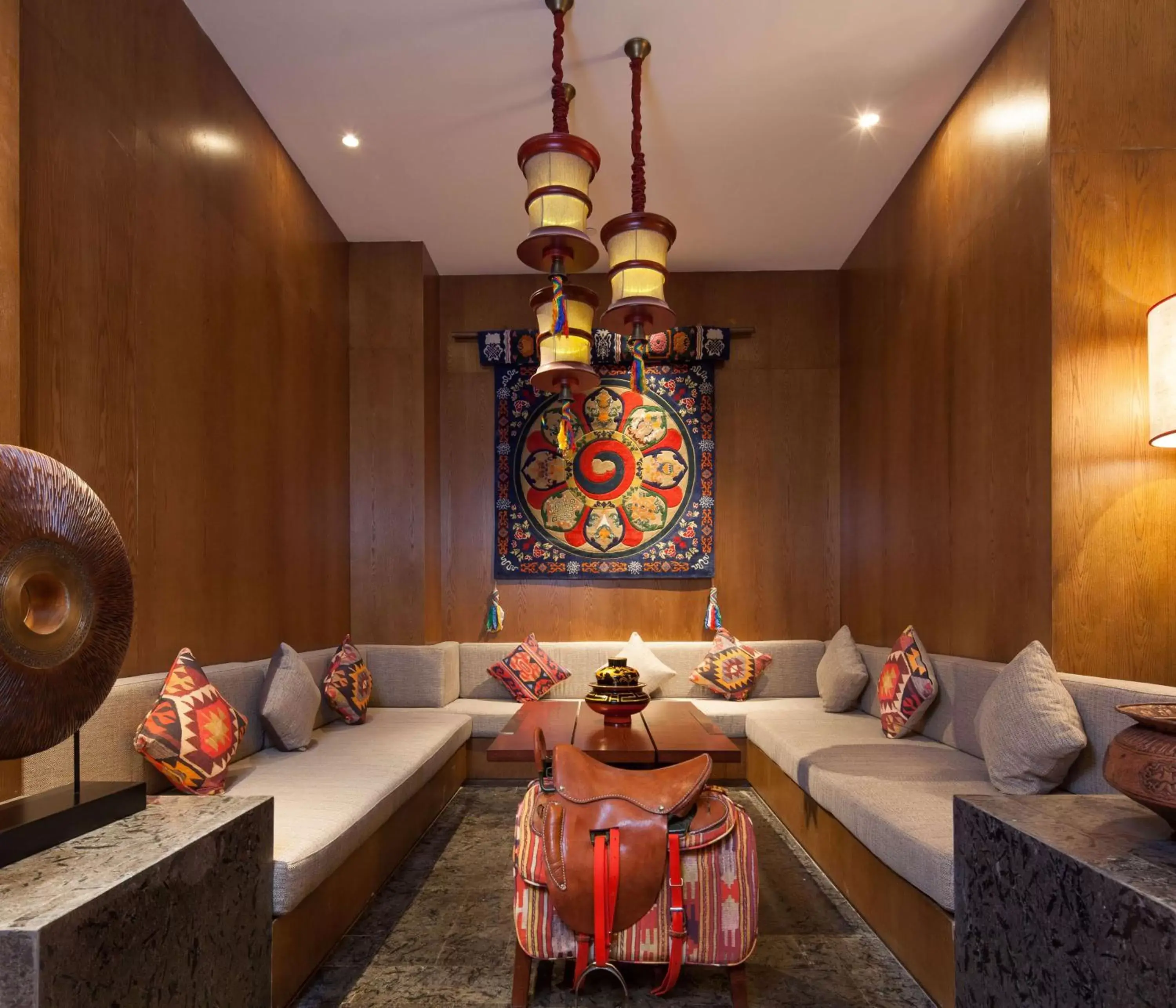 Lounge or bar, Seating Area in Hilton Garden Inn Shangri-La