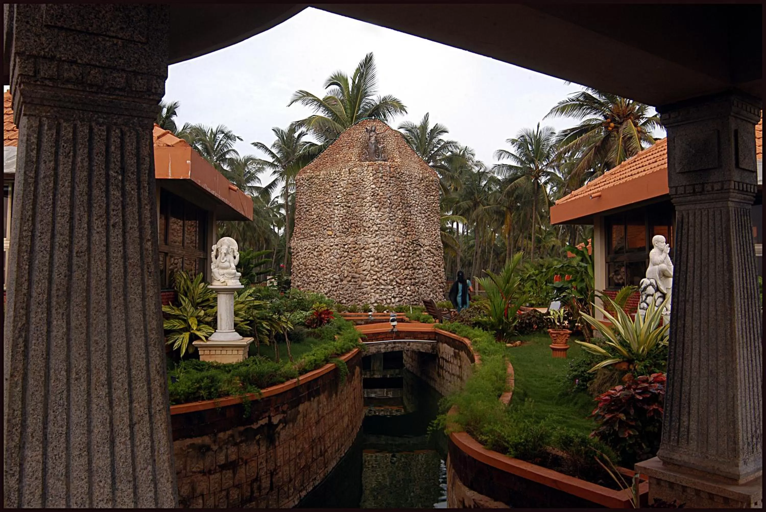 Day in Malpe Sea Front Cottages