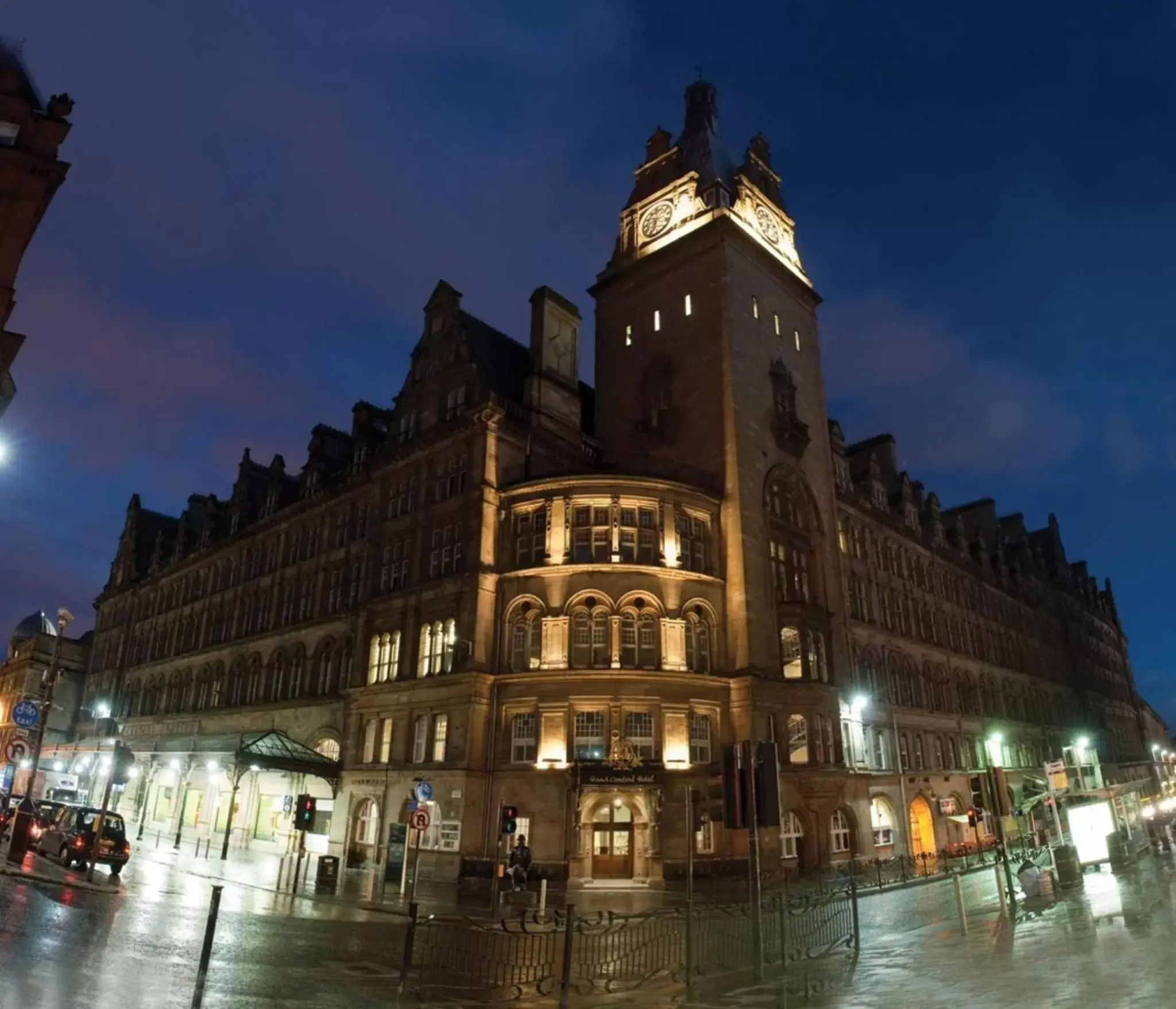 Property building in voco Grand Central Glasgow by IHG Property building in voco Grand Central Glasgow by IHG