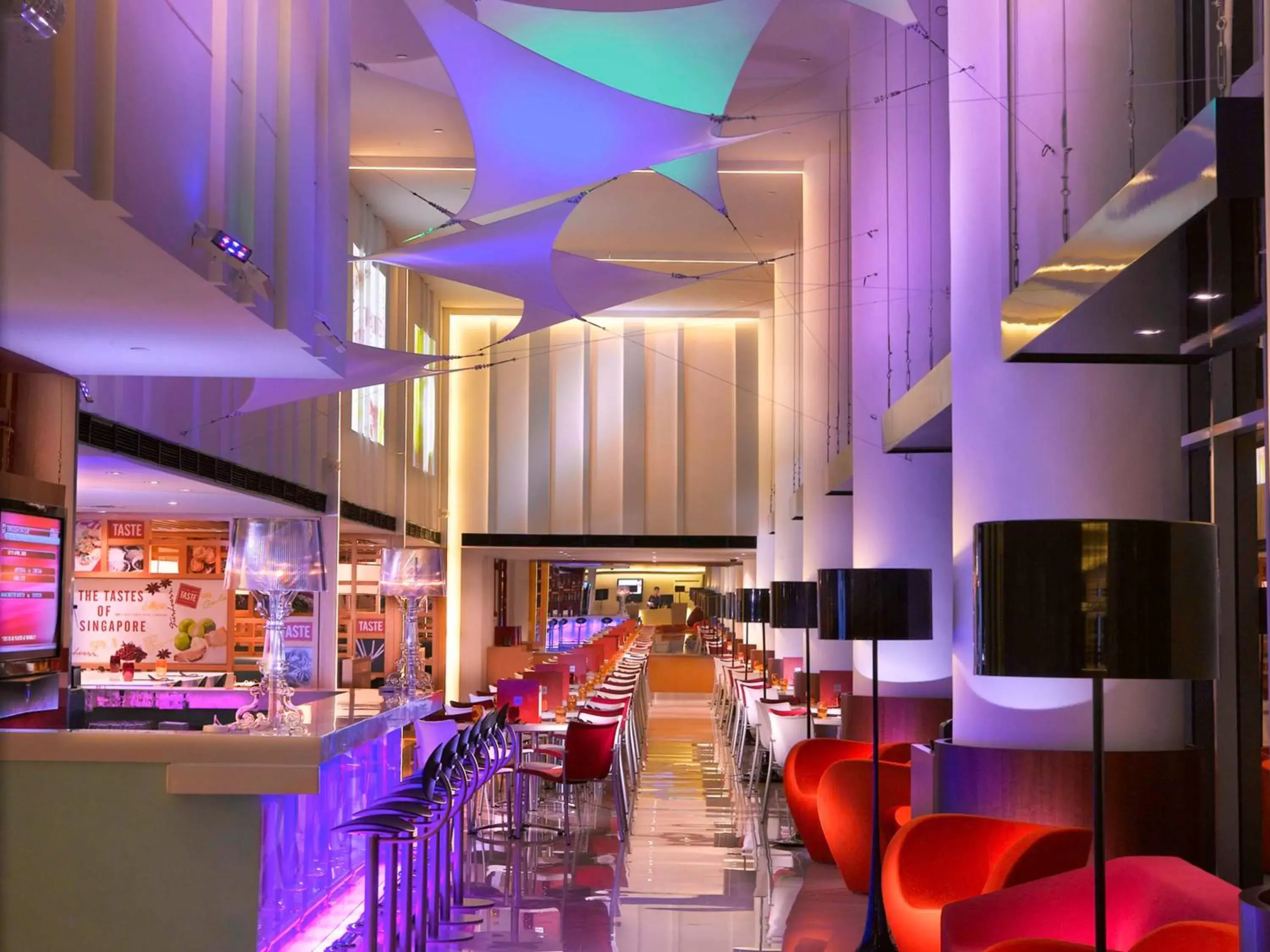 Lounge or bar, Restaurant/Places to Eat in Ibis Singapore on Bencoolen