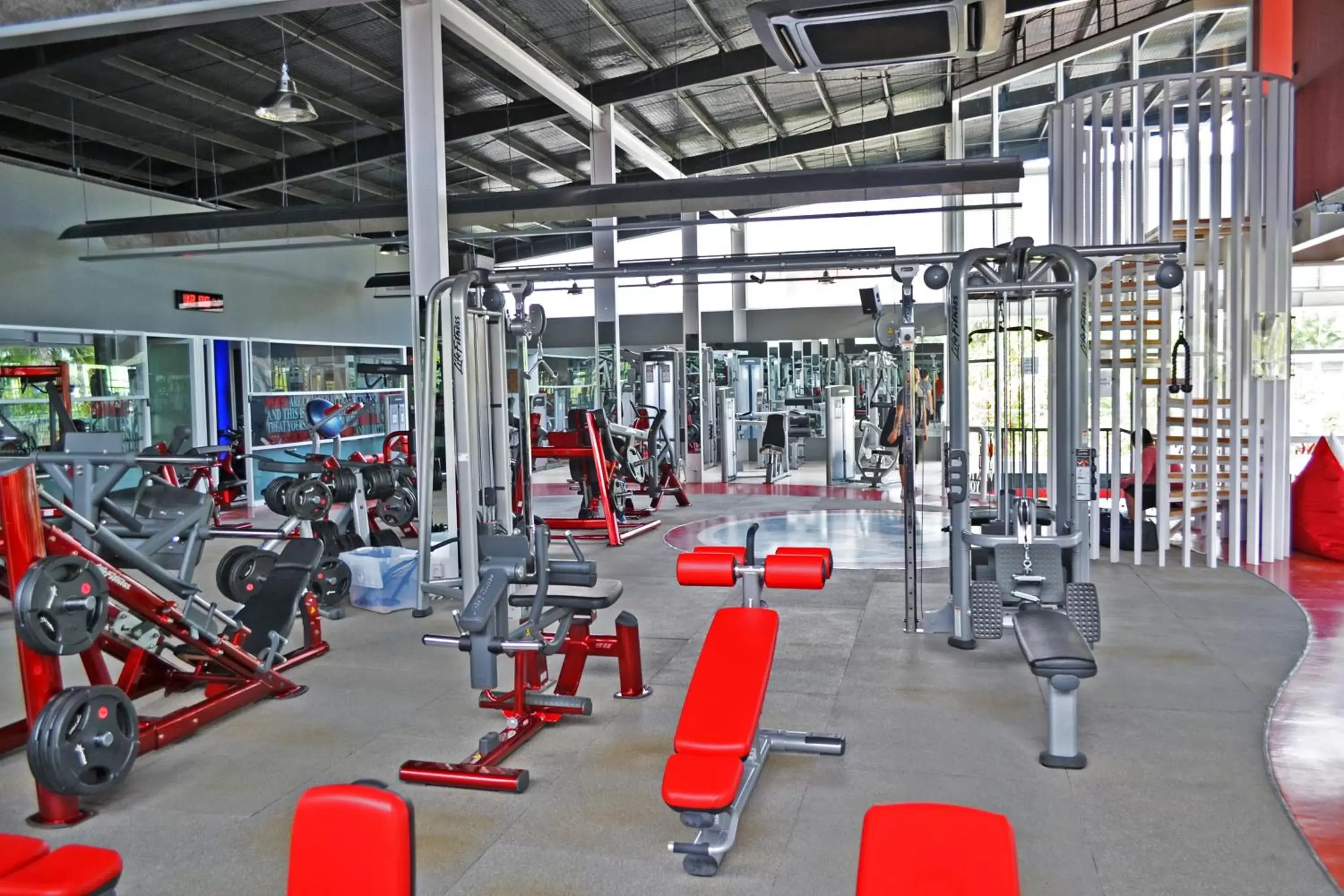 Area and facilities, Fitness Center/Facilities in HARRIS Hotel & Residences Sunset Road