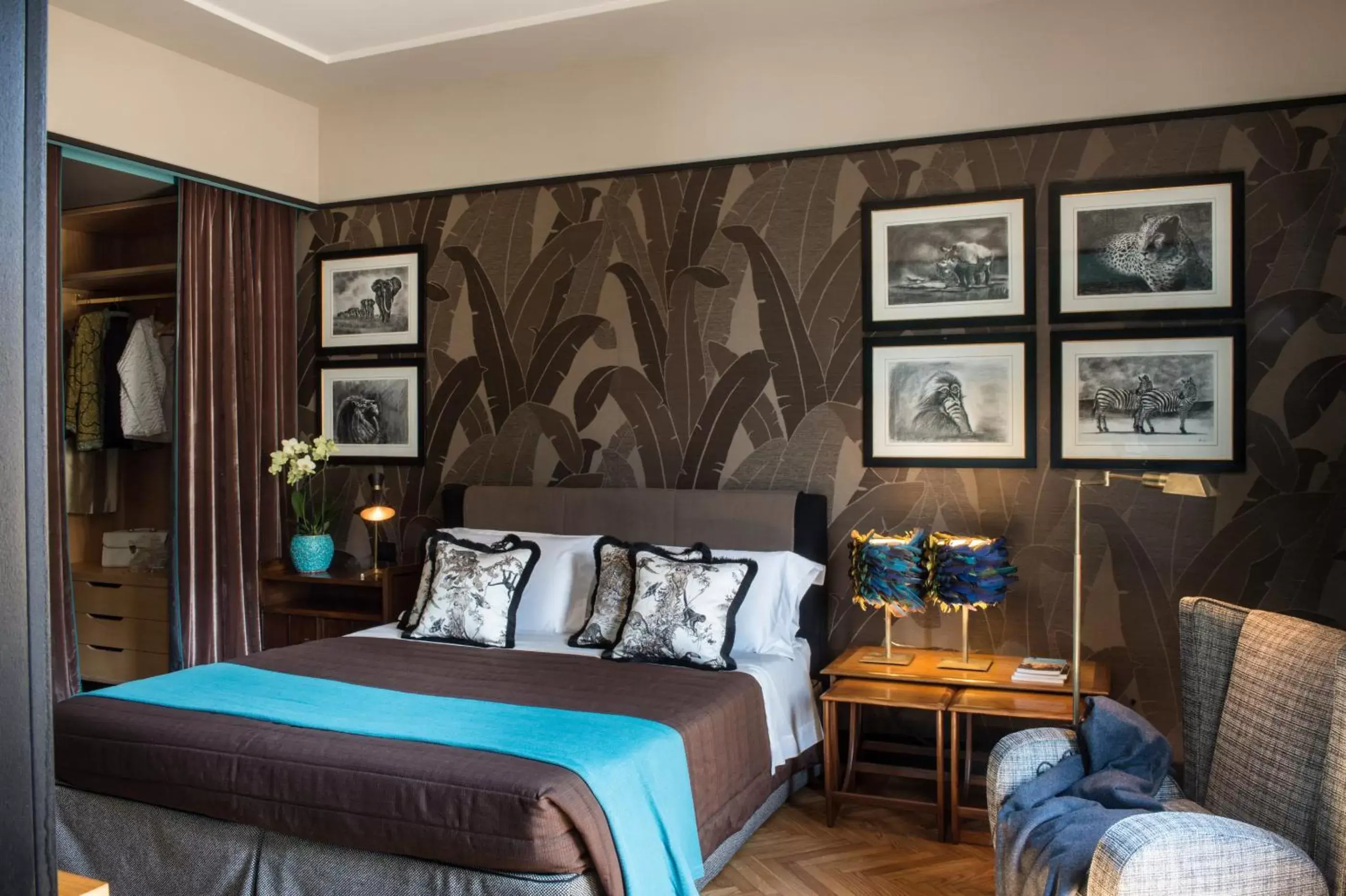 Bed, Room Photo in Velona's Jungle Luxury Suites