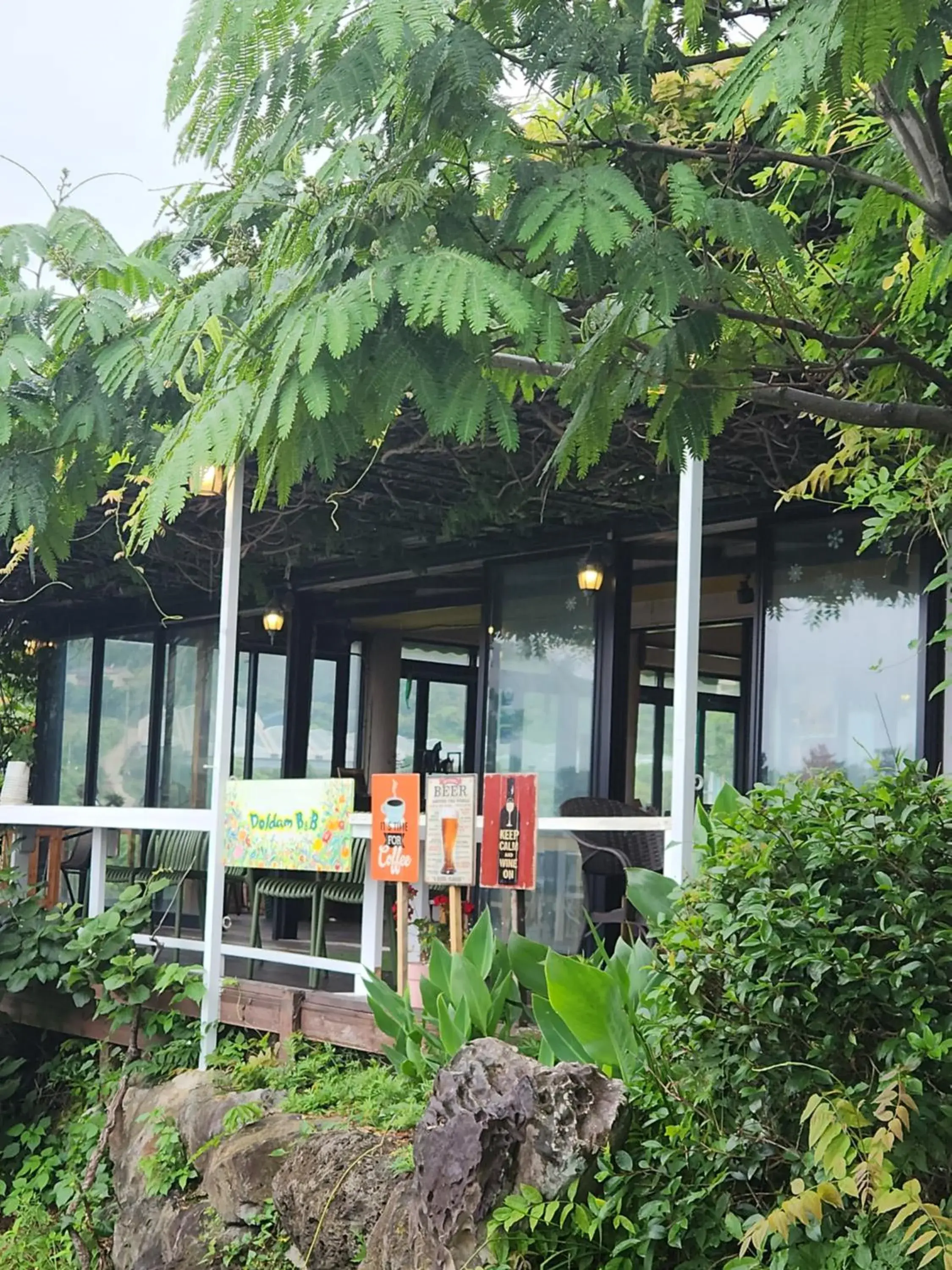 Restaurant/places to eat in JEJU Doldam B&B