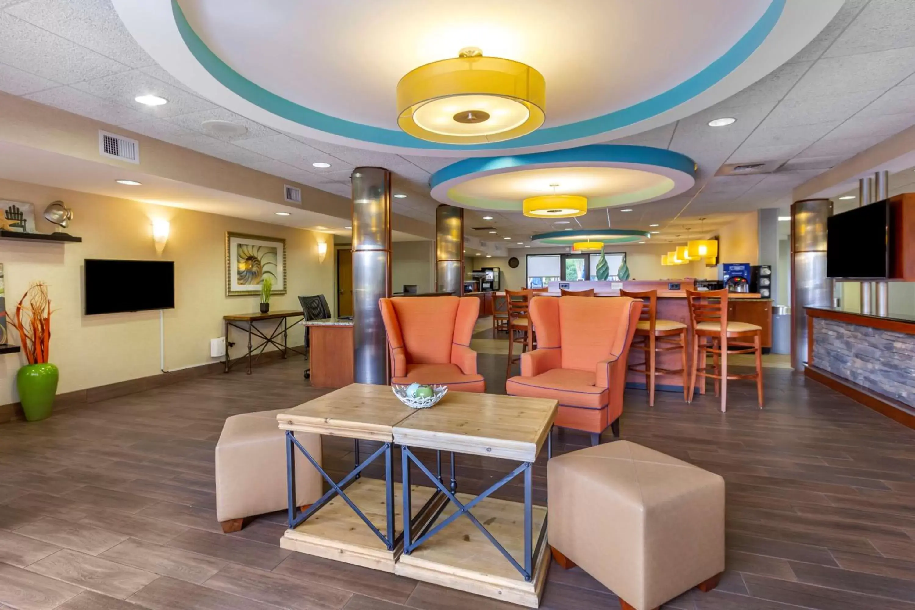 Lobby or reception, Restaurant/Places to Eat in Best Western Plus Wilmington / Wrightsville Beach
