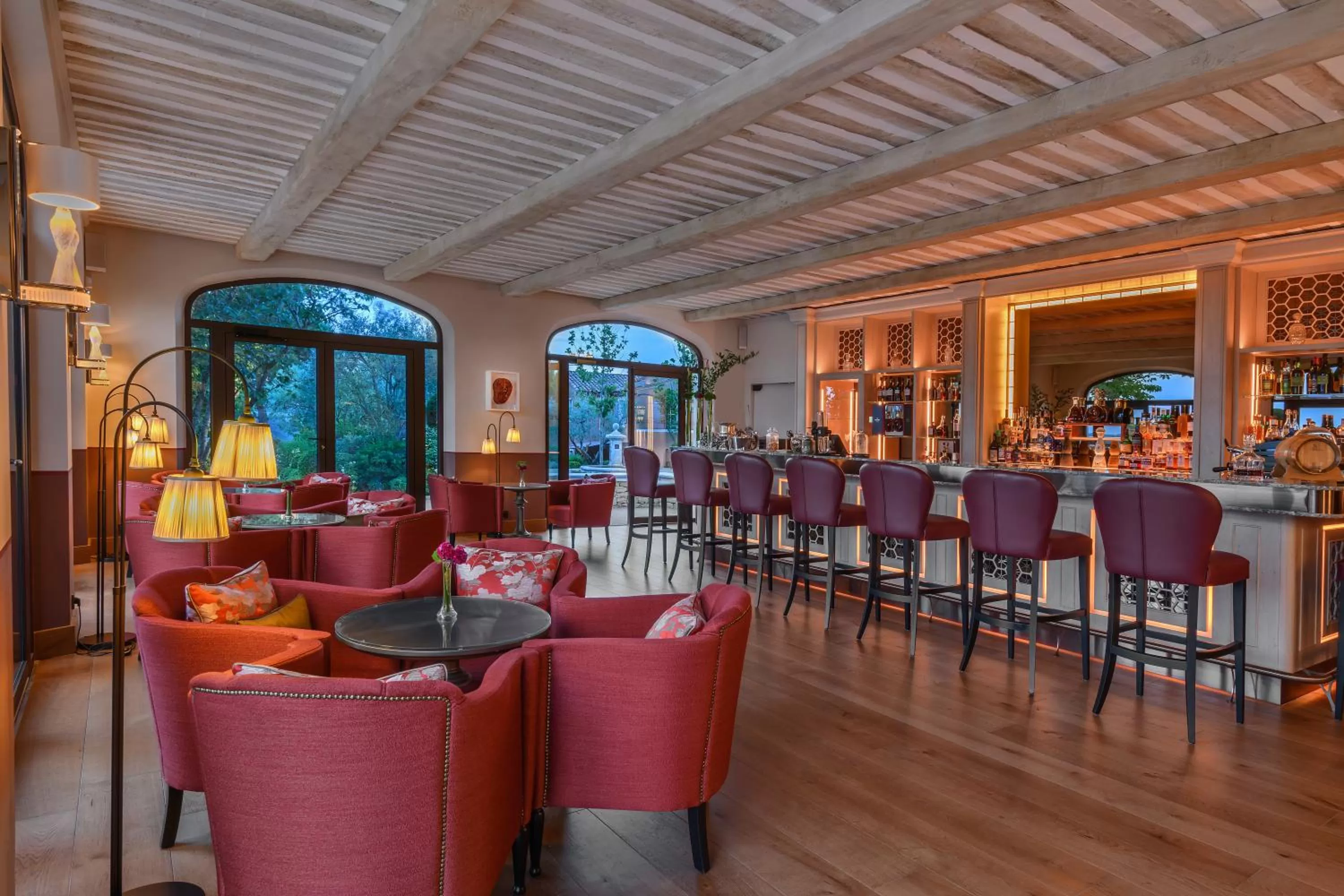 Lounge or bar in Coquillade Provence - Relais & Châteaux