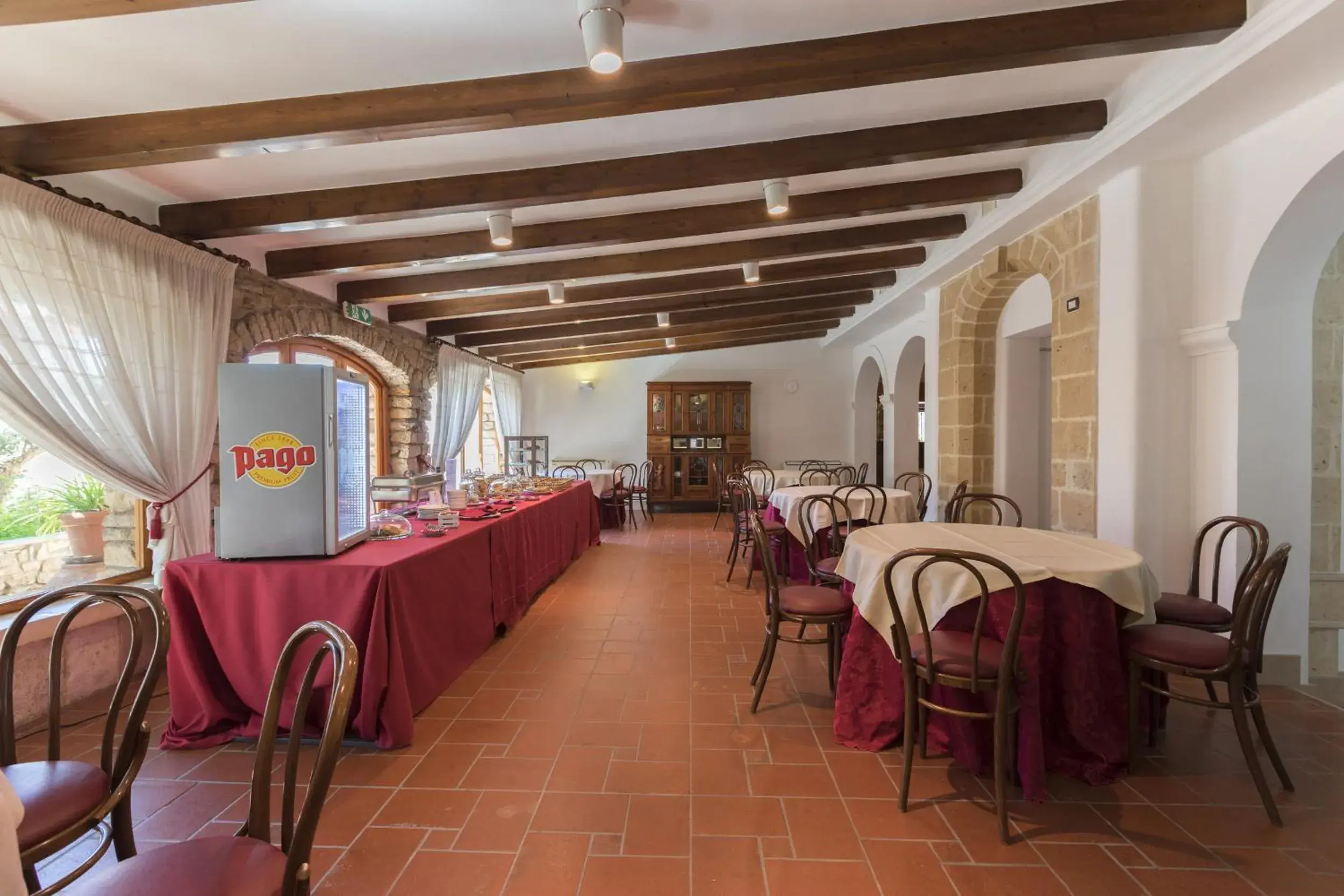 Restaurant/Places to Eat in Masseria Sant'Anna