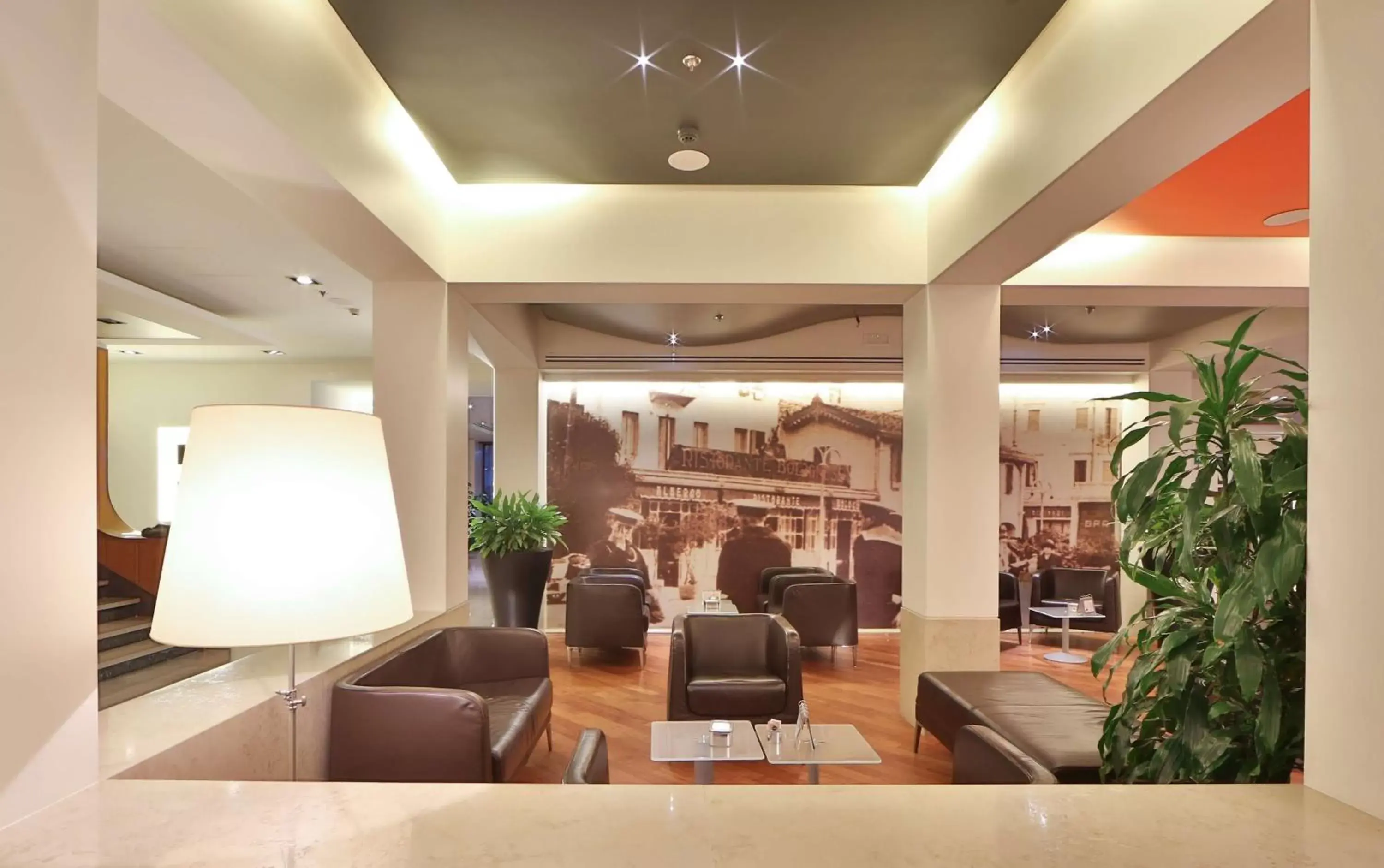 Lounge or bar, Lobby/Reception in Best Western Plus Hotel Bologna