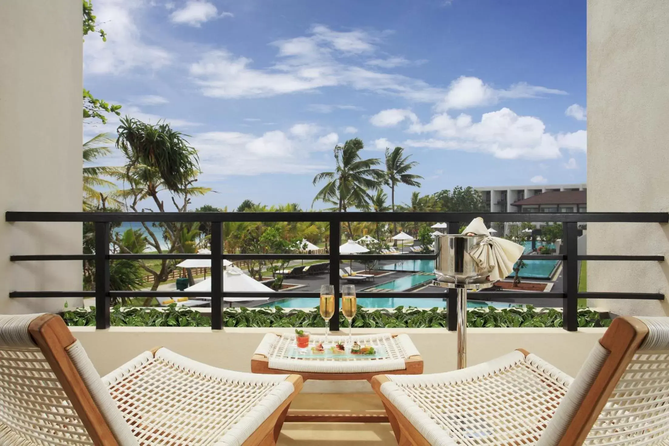 Balcony/Terrace in Centara Ceysands Resort & Spa Sri Lanka