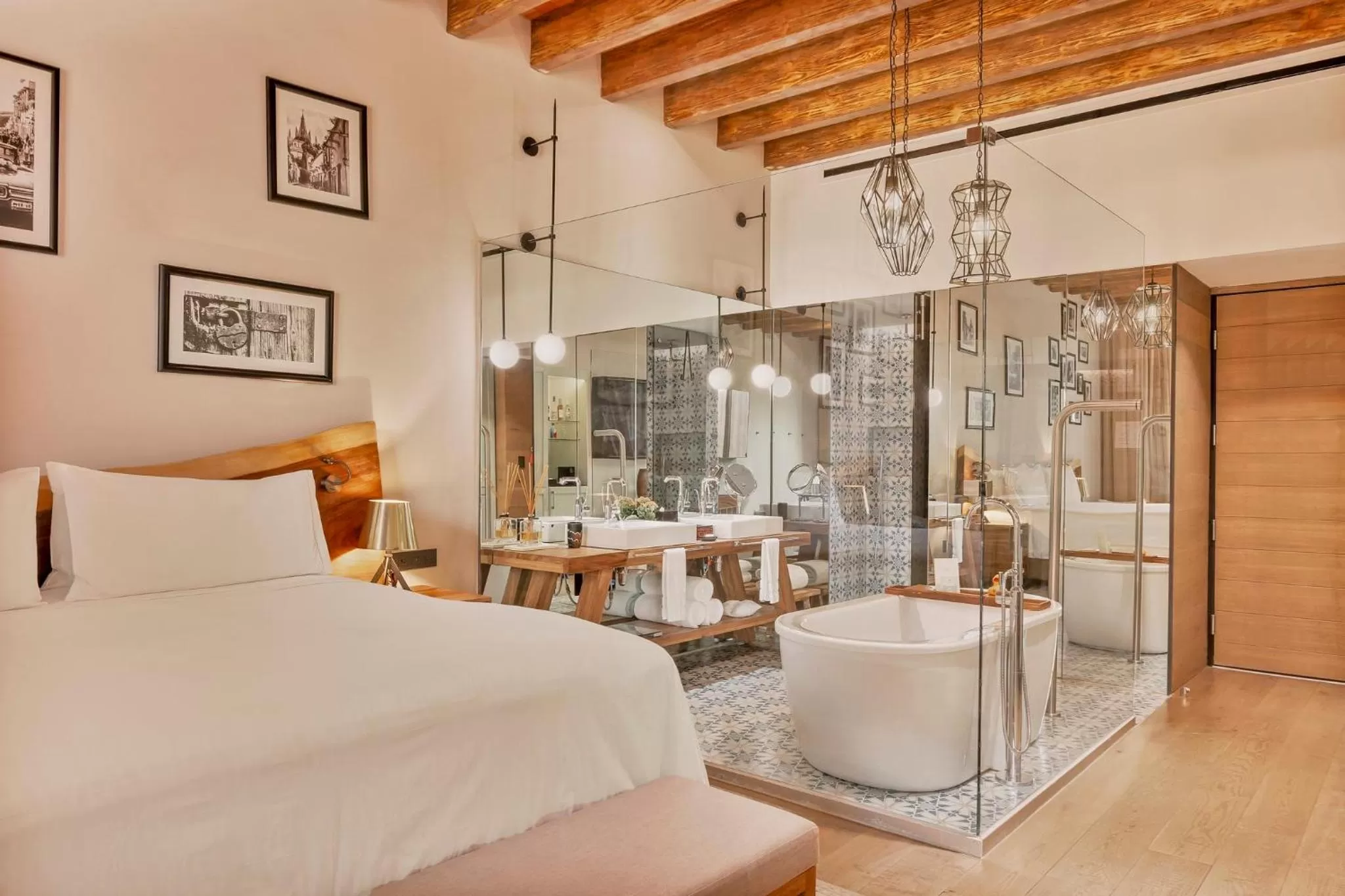 Bathroom, Bed in Live Aqua San Miguel de Allende