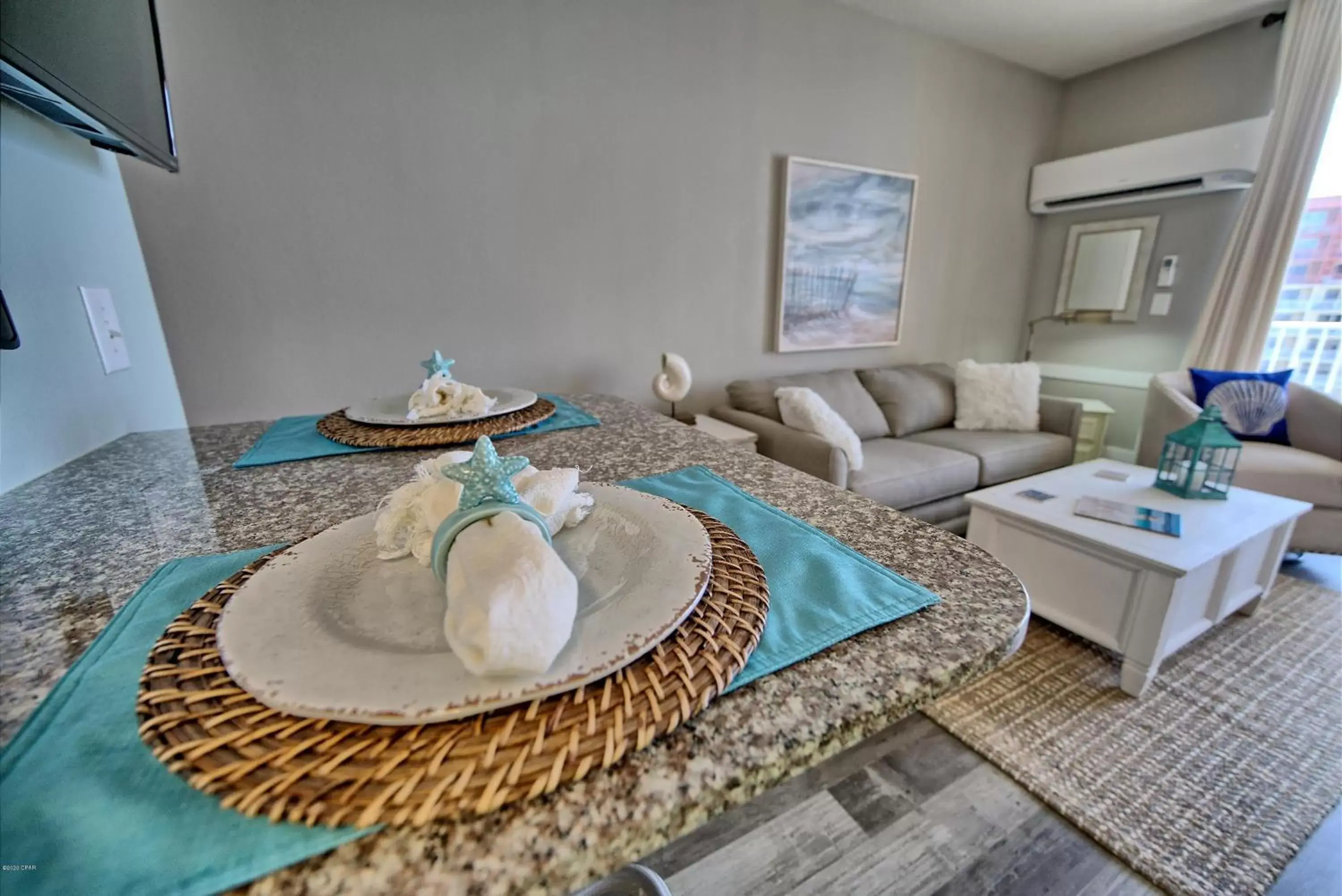 Deluxe Beachfront Studio, Shores of Panama New and Renovated