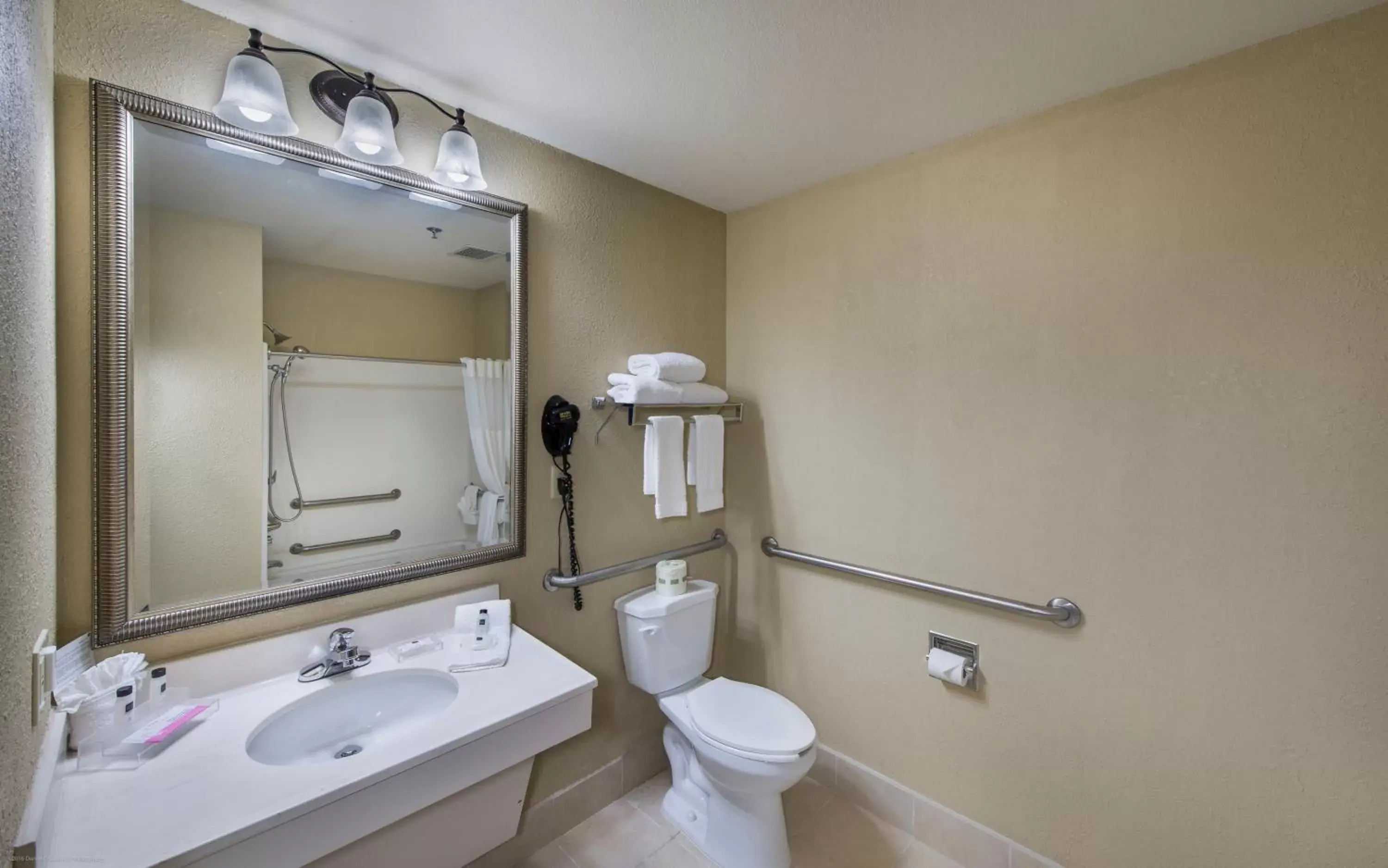 Bathroom in Country Inn & Suites by Radisson, Greeley, CO