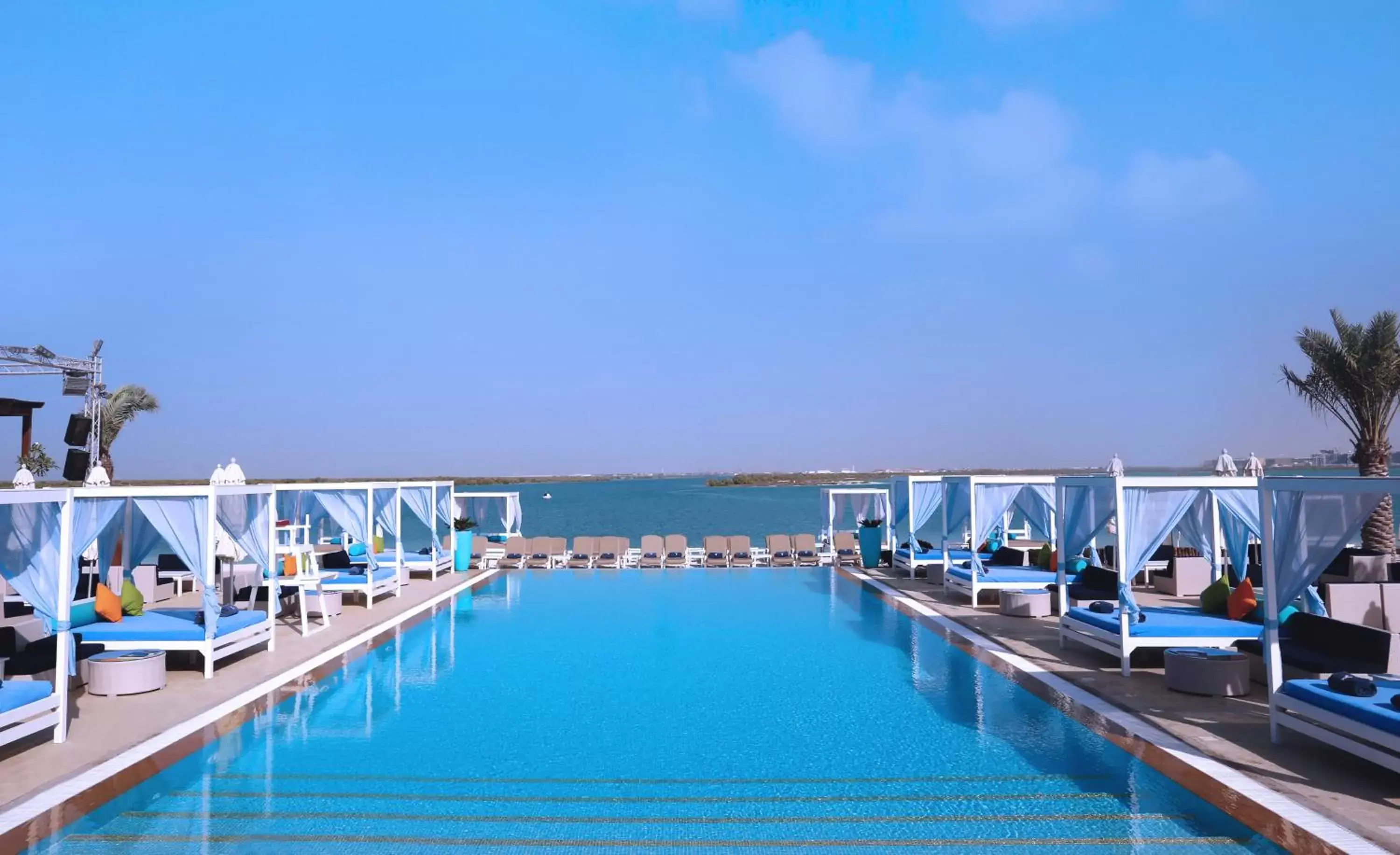 Activities, Swimming Pool in Doubletree By Hilton Abu Dhabi Yas Island Residences