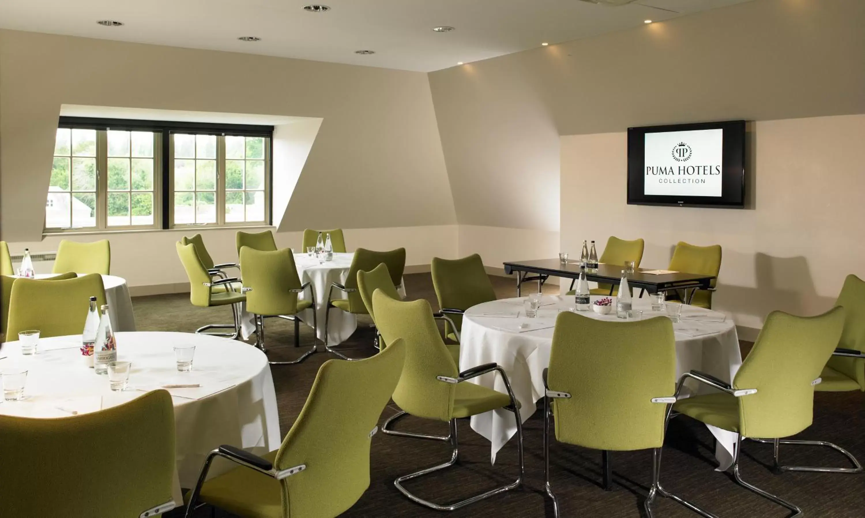 Restaurant/Places to Eat in Mercure Warwickshire Walton Hall Hotel & Spa