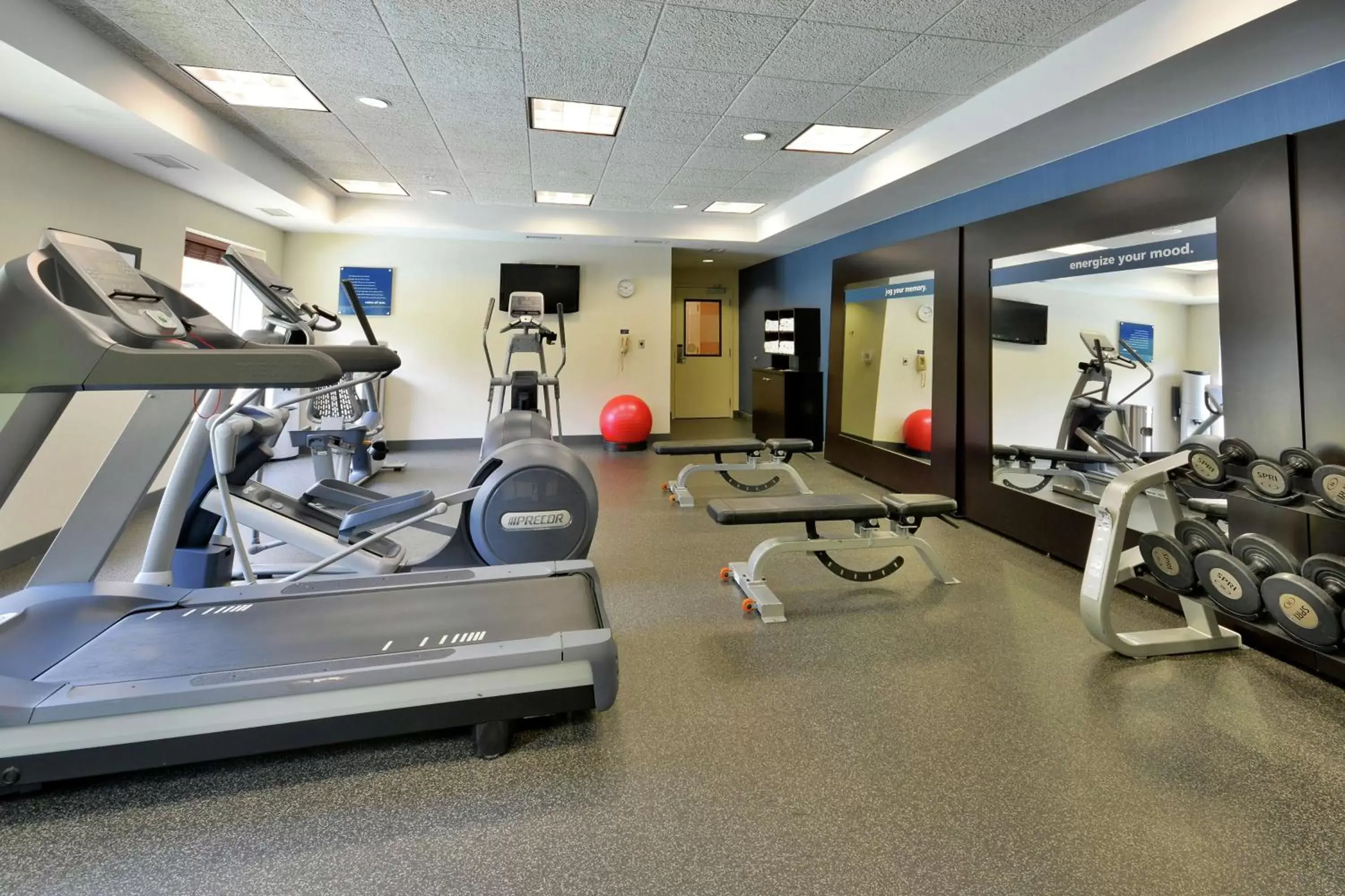 Fitness centre/facilities, Fitness Center/Facilities in Hampton Inn & Suites Huntersville