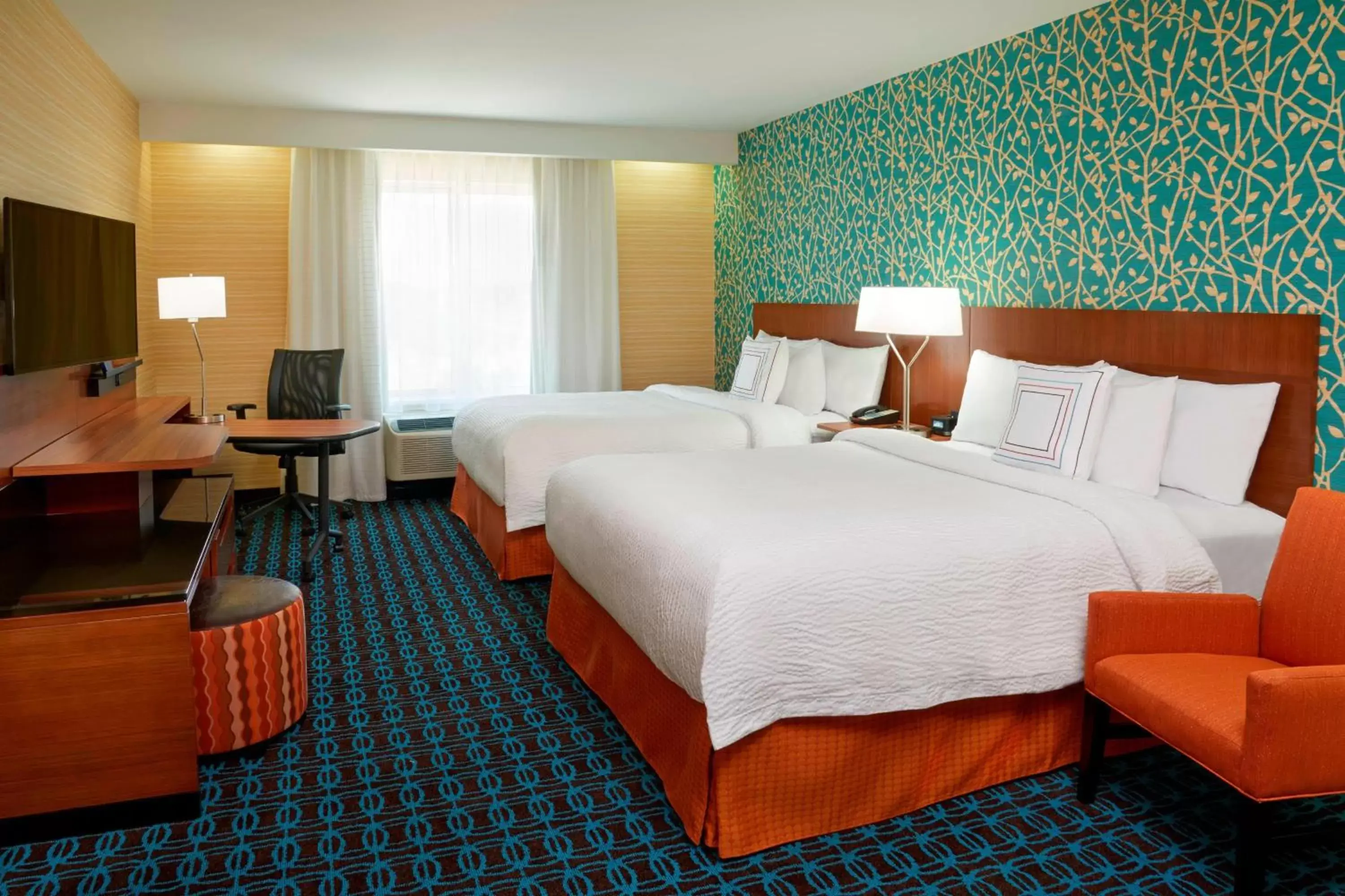 Photo of the whole room, Bed in Fairfield by Marriott Niagara Falls