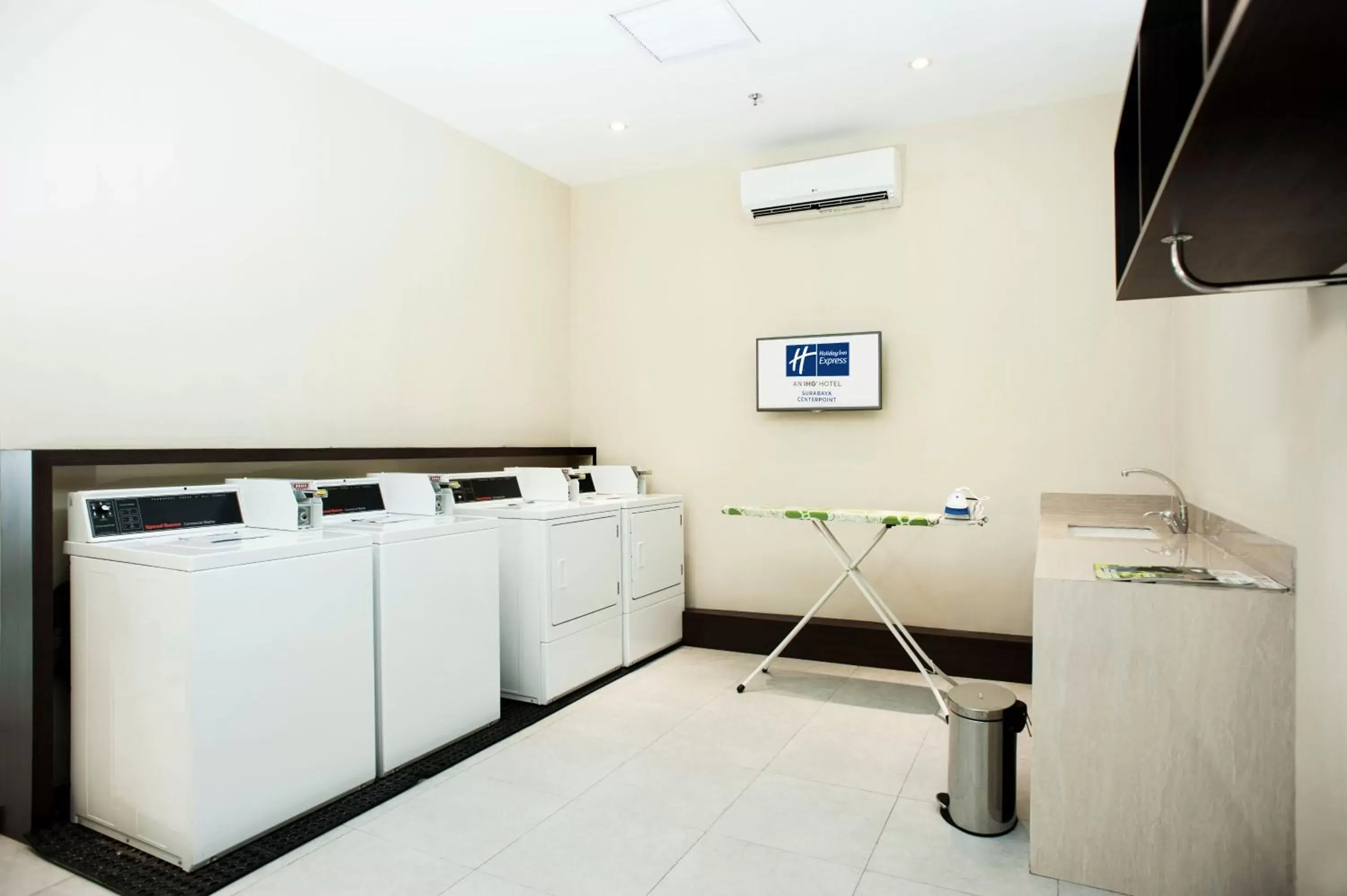 laundry in Holiday Inn Express Surabaya CenterPoint, an IHG Hotel