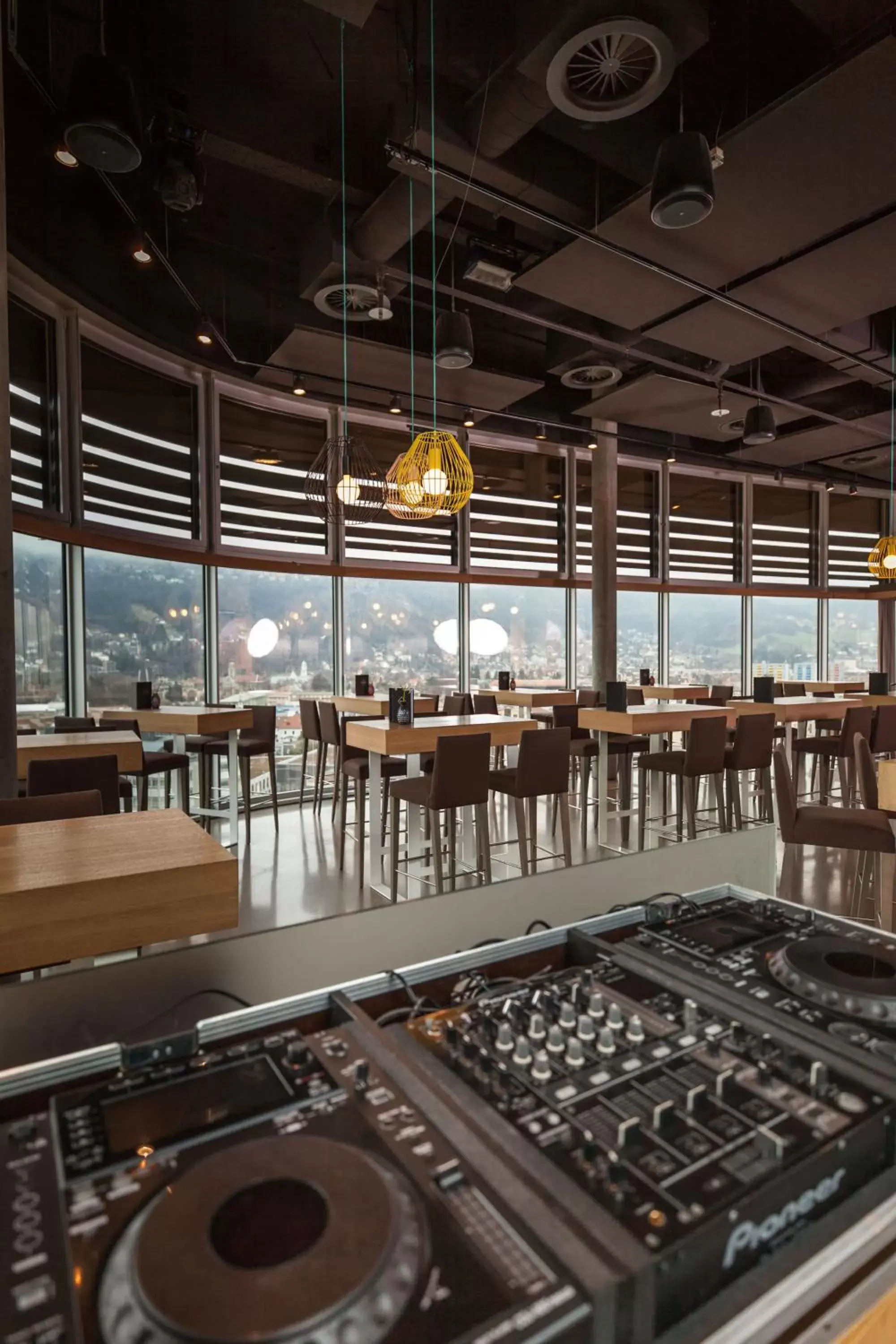 Restaurant/places to eat, Kitchen/Kitchenette in aDLERS Hotel Innsbruck
