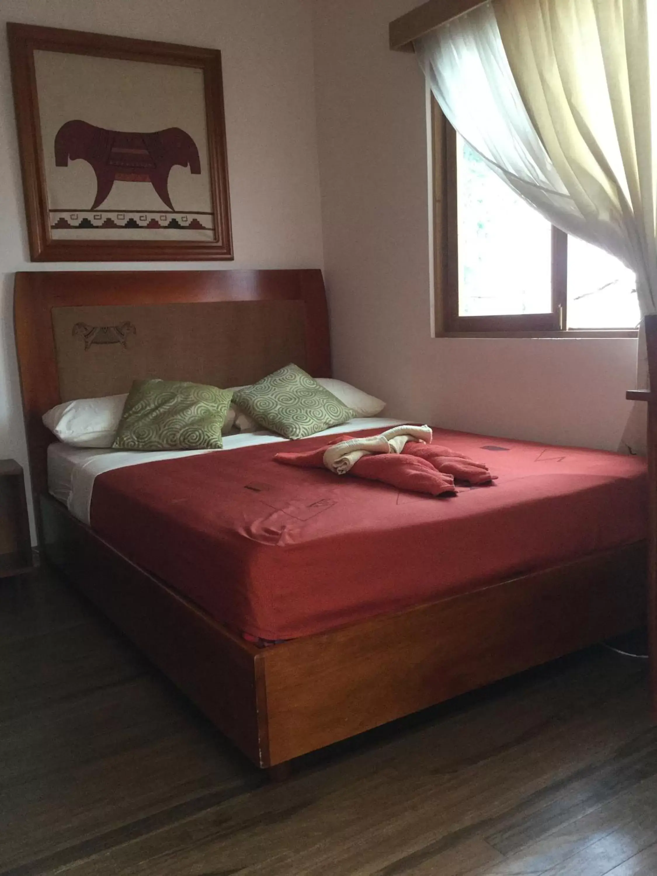 Photo of the whole room, Bed in Luz de Luna Boutique Hotel Barrío Escalante