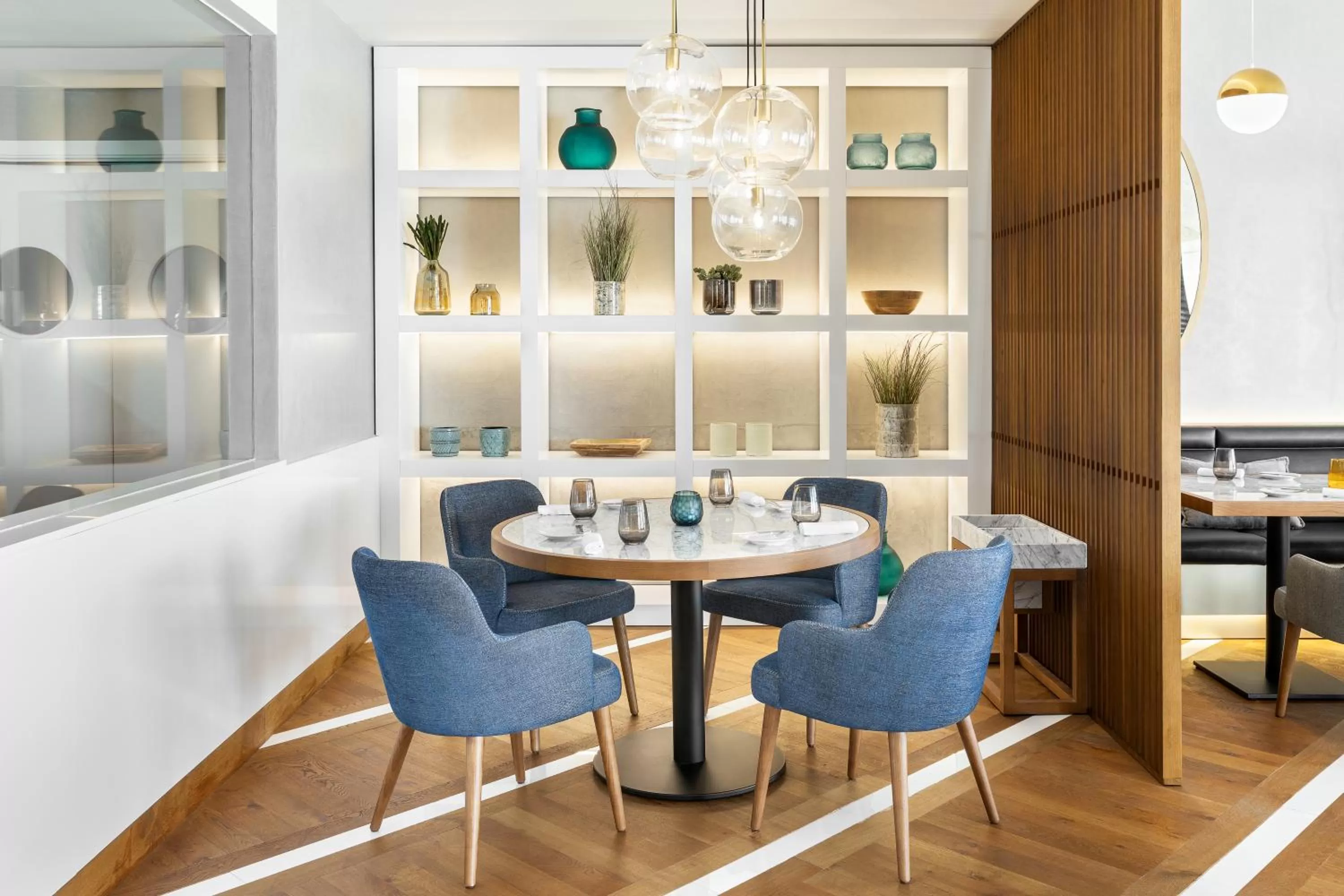 Restaurant/places to eat in Cascade Wellness Resort