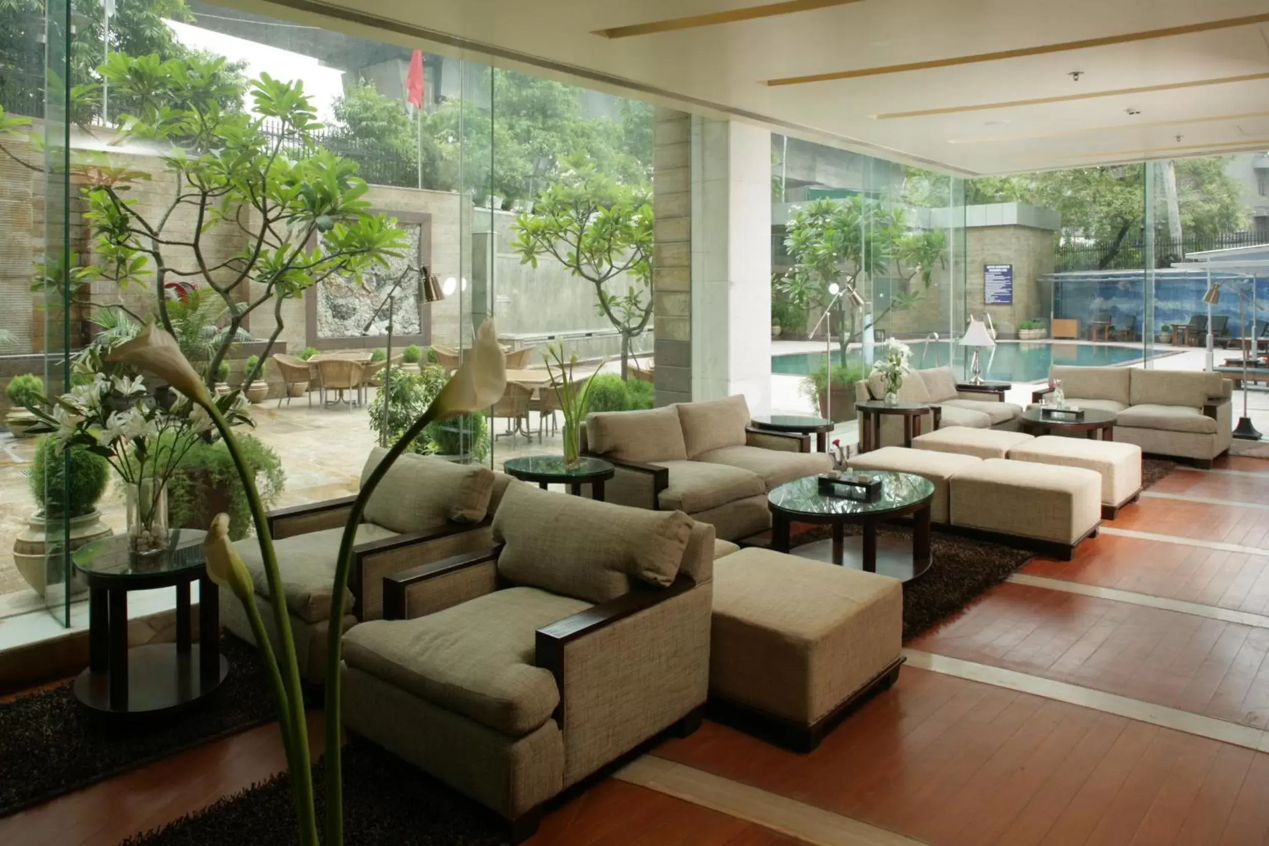 Lobby or reception in Jaypee Siddharth Hotel