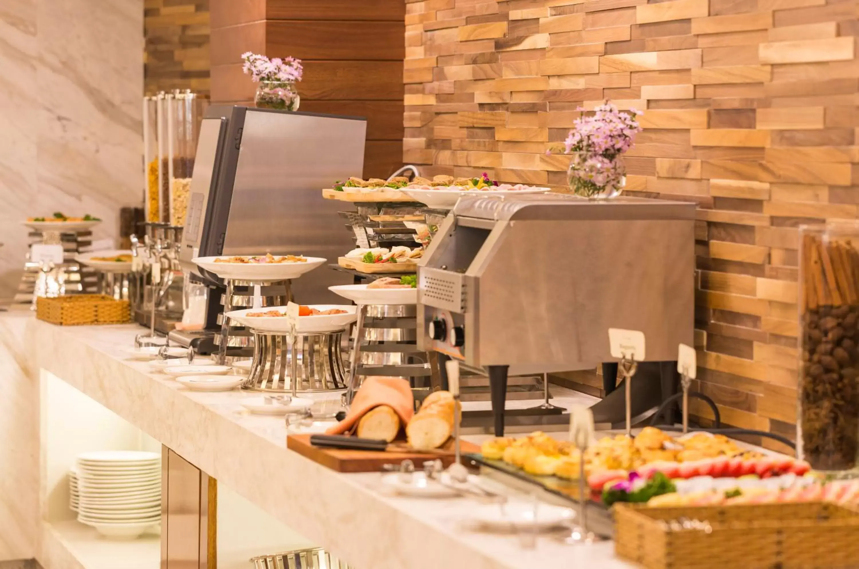 Buffet breakfast, Restaurant/Places to Eat in Winsuites Saigon