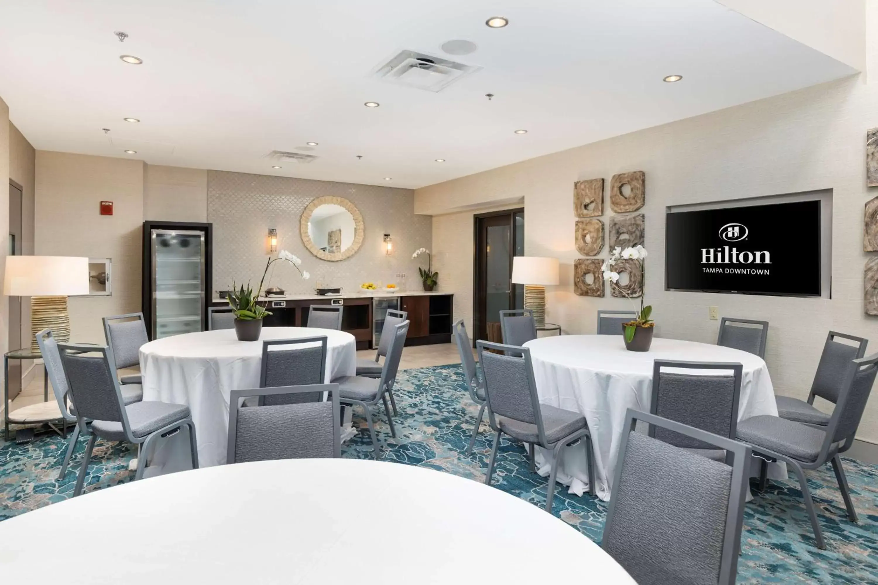 Meeting/conference room, Restaurant/Places to Eat in Hilton Tampa Downtown