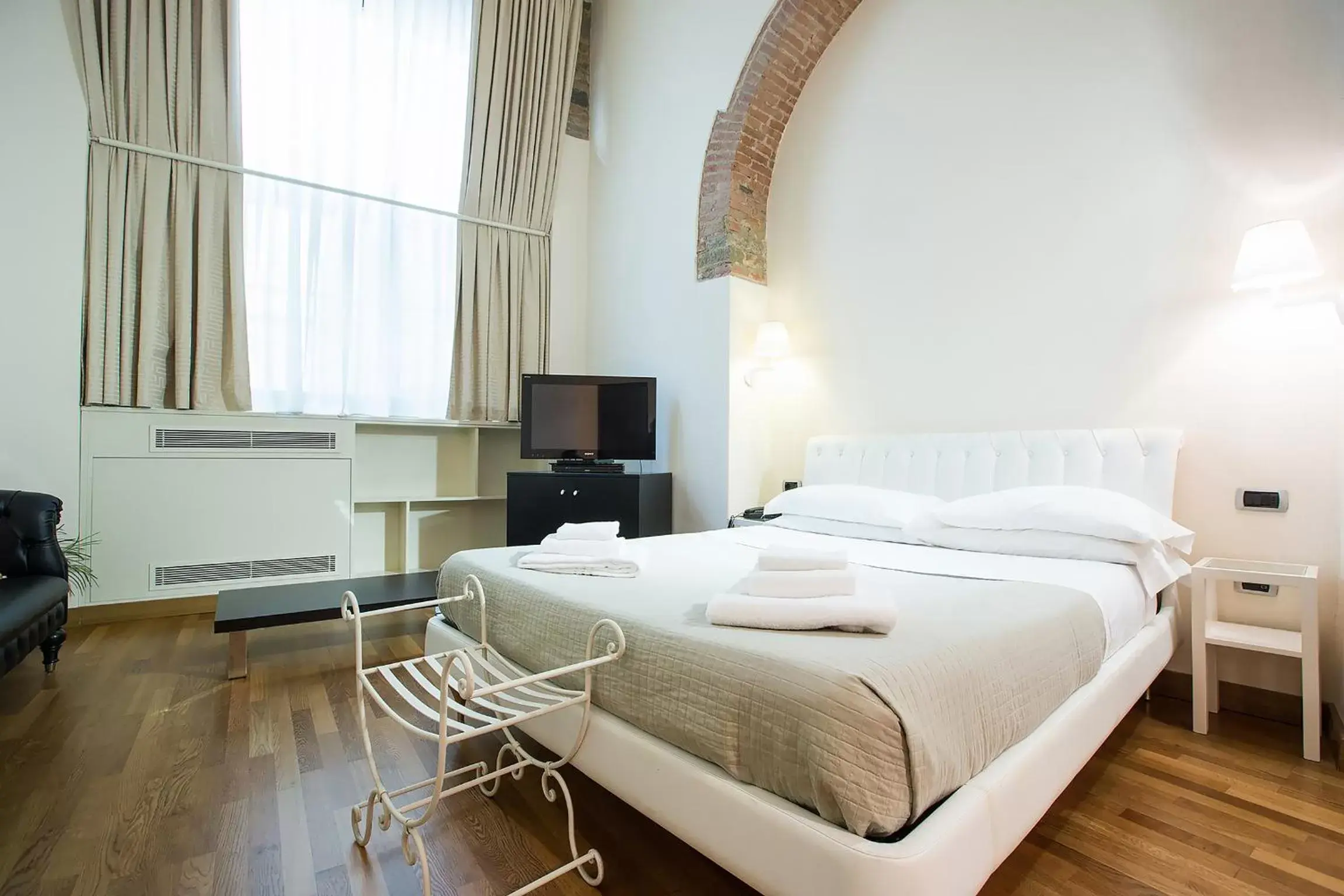 Bedroom, Bed in Relais Hotel Centrale "Dimora Storica"