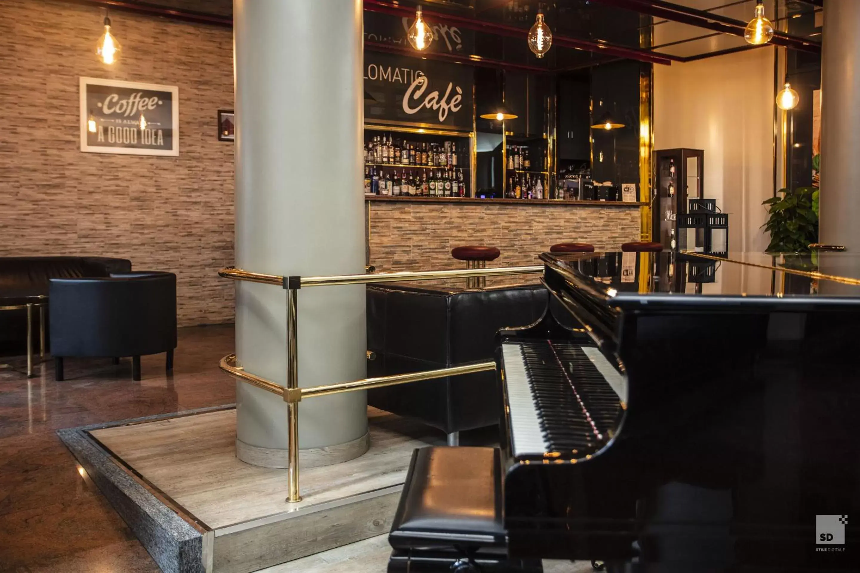 Lounge or bar in Hotel Diplomatic Lounge or bar in Hotel Diplomatic