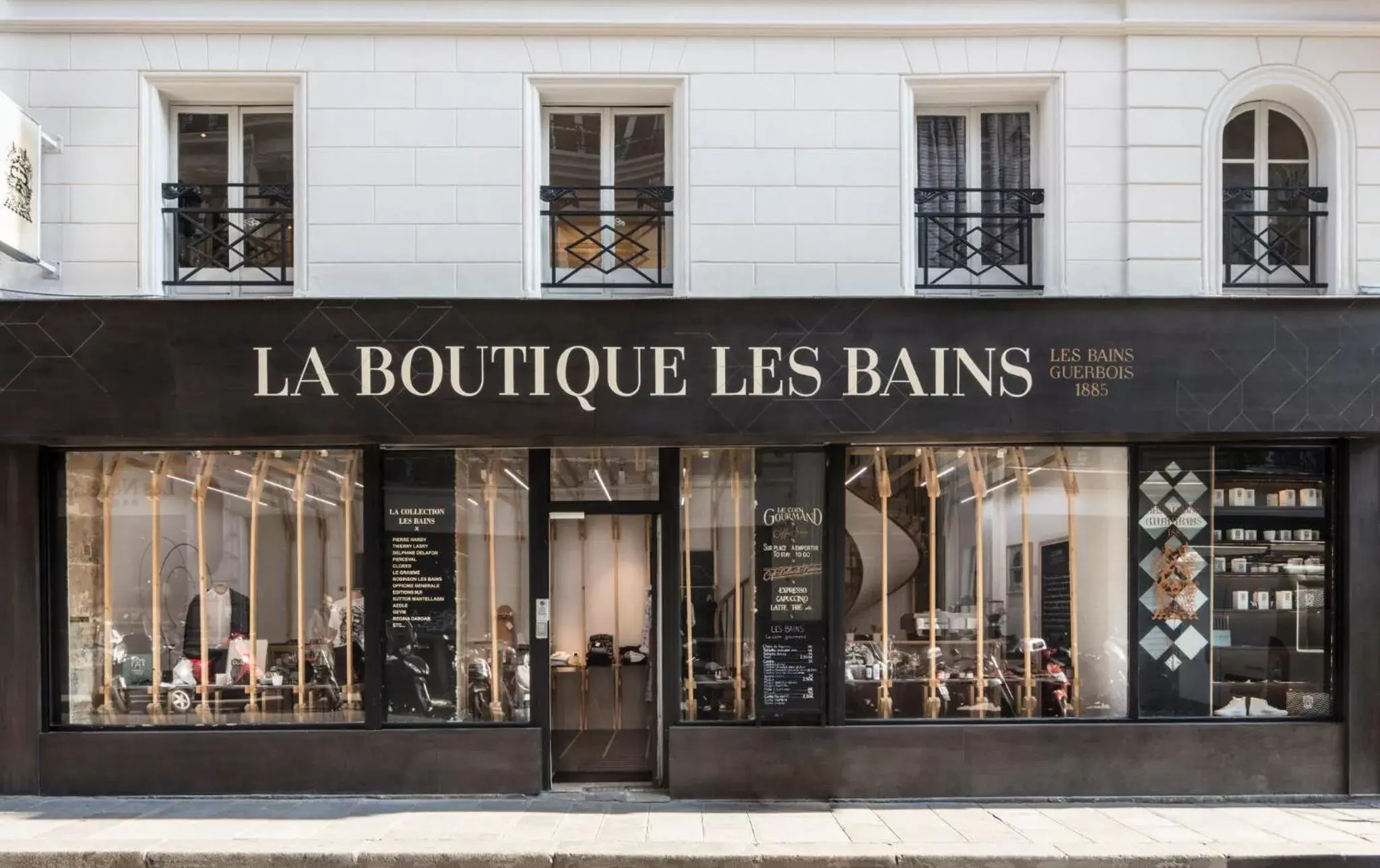 On-site shops in Hotel Les Bains Paris