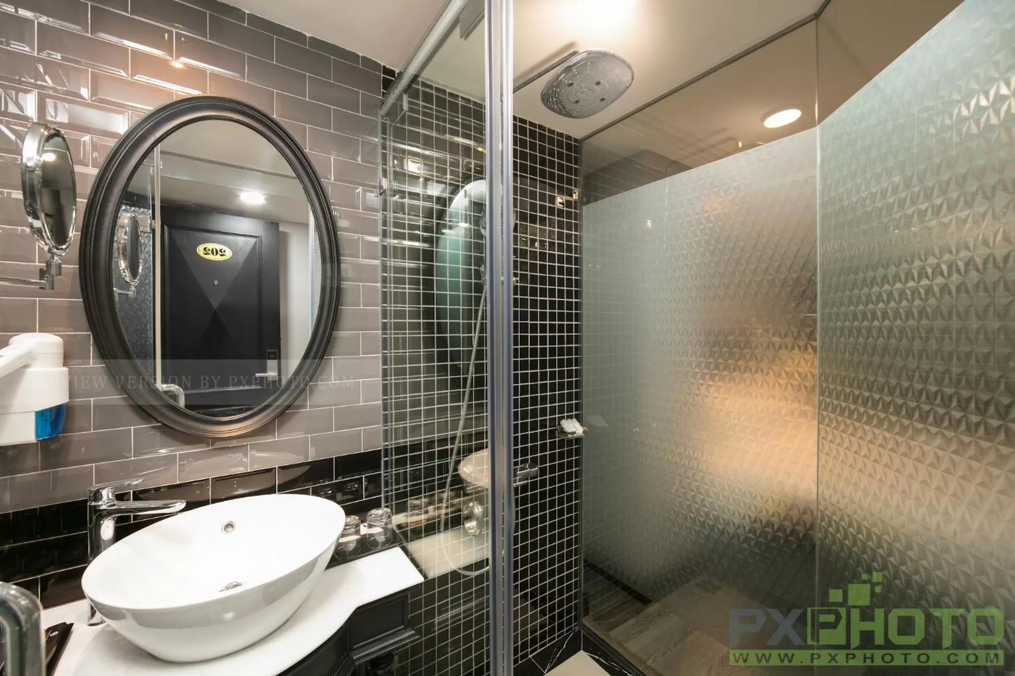 Bathroom in Hanoi Paradise Center Hotel & Spa