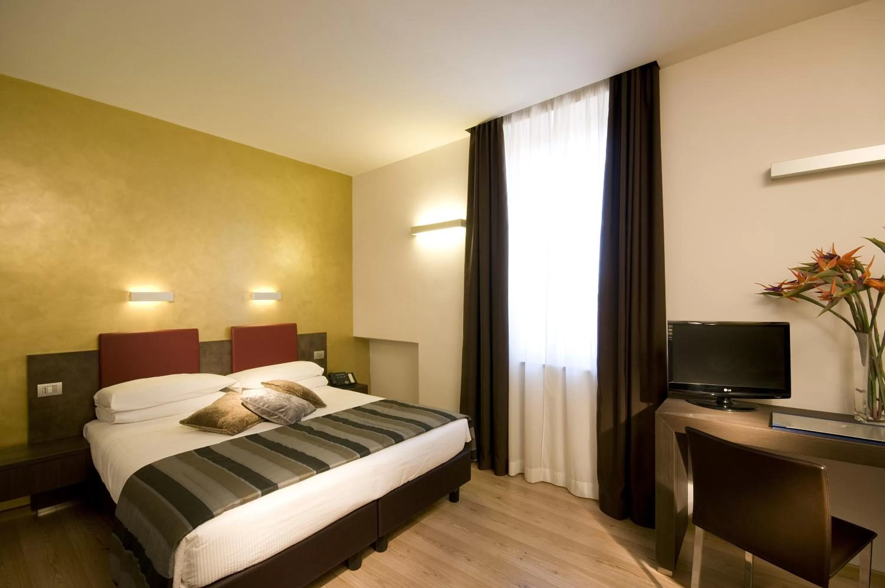 Photo of the whole room, Bed in Hotel Trevi - Gruppo Trevi Hotels