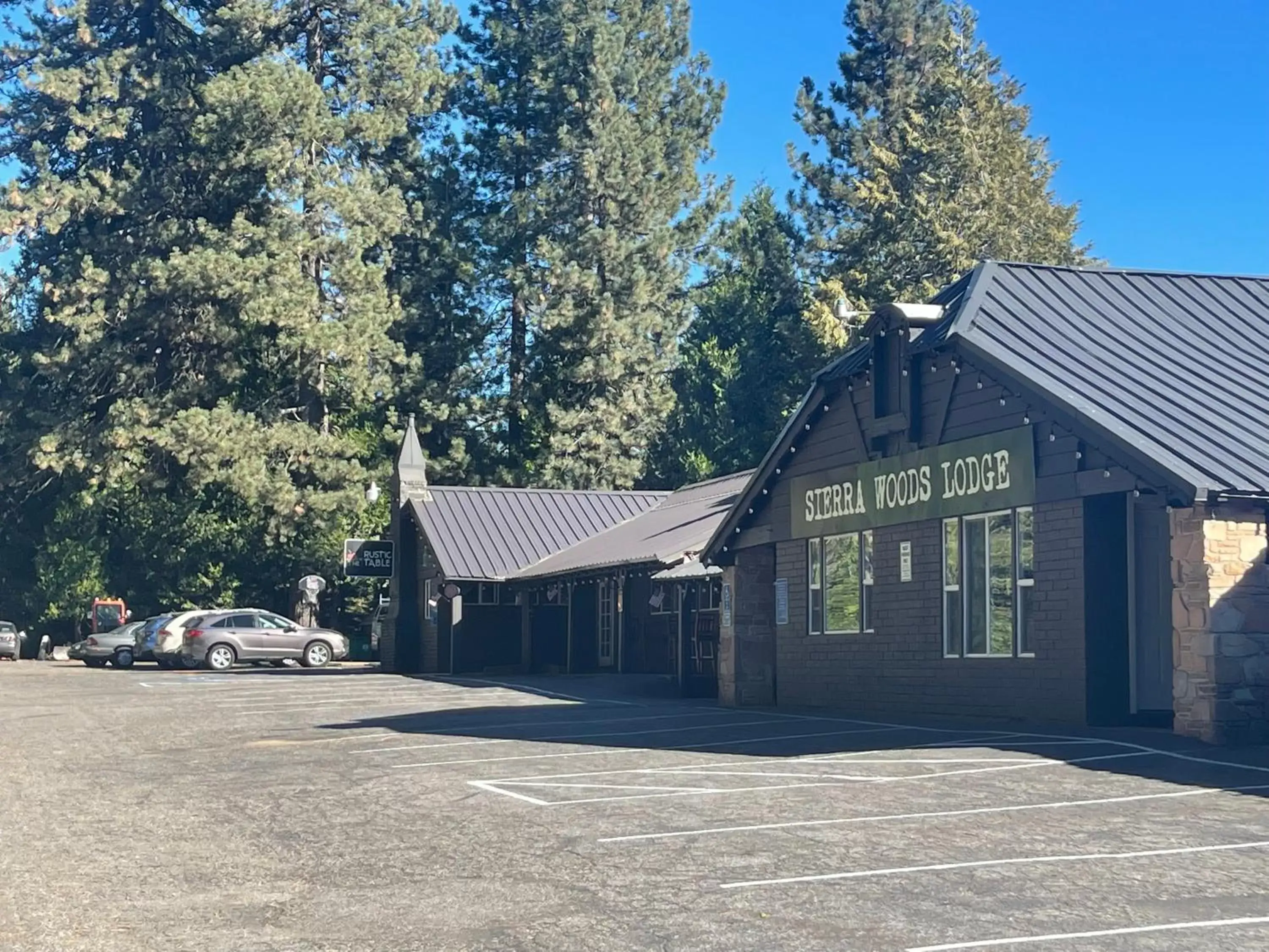 Property Building in Sierra Woods Lodge