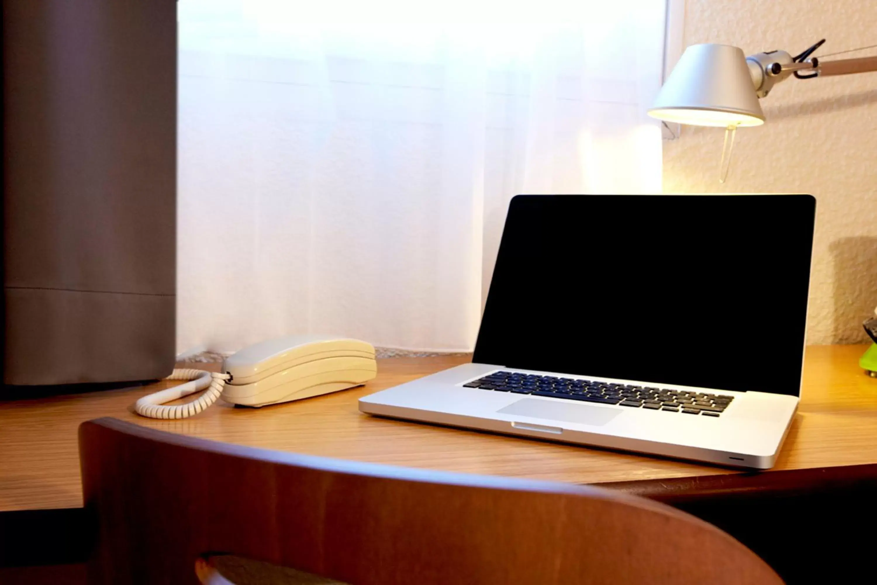 Bedroom in Campanile Lyon Nord - Ecully Bedroom in Campanile Lyon Nord - Ecully