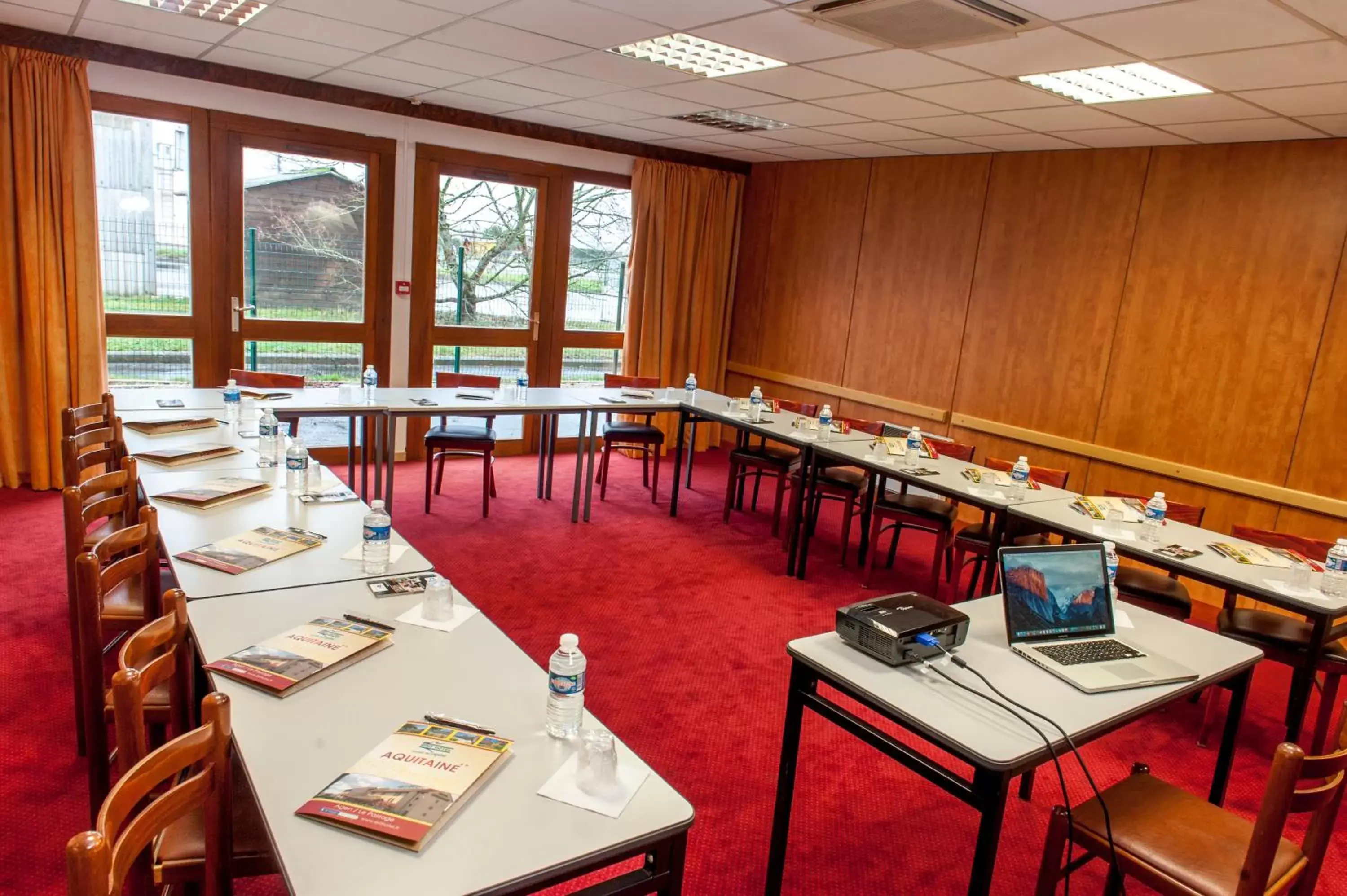 Meeting/conference room, Restaurant/Places to Eat in Brit Hotel Agen - L'Aquitaine