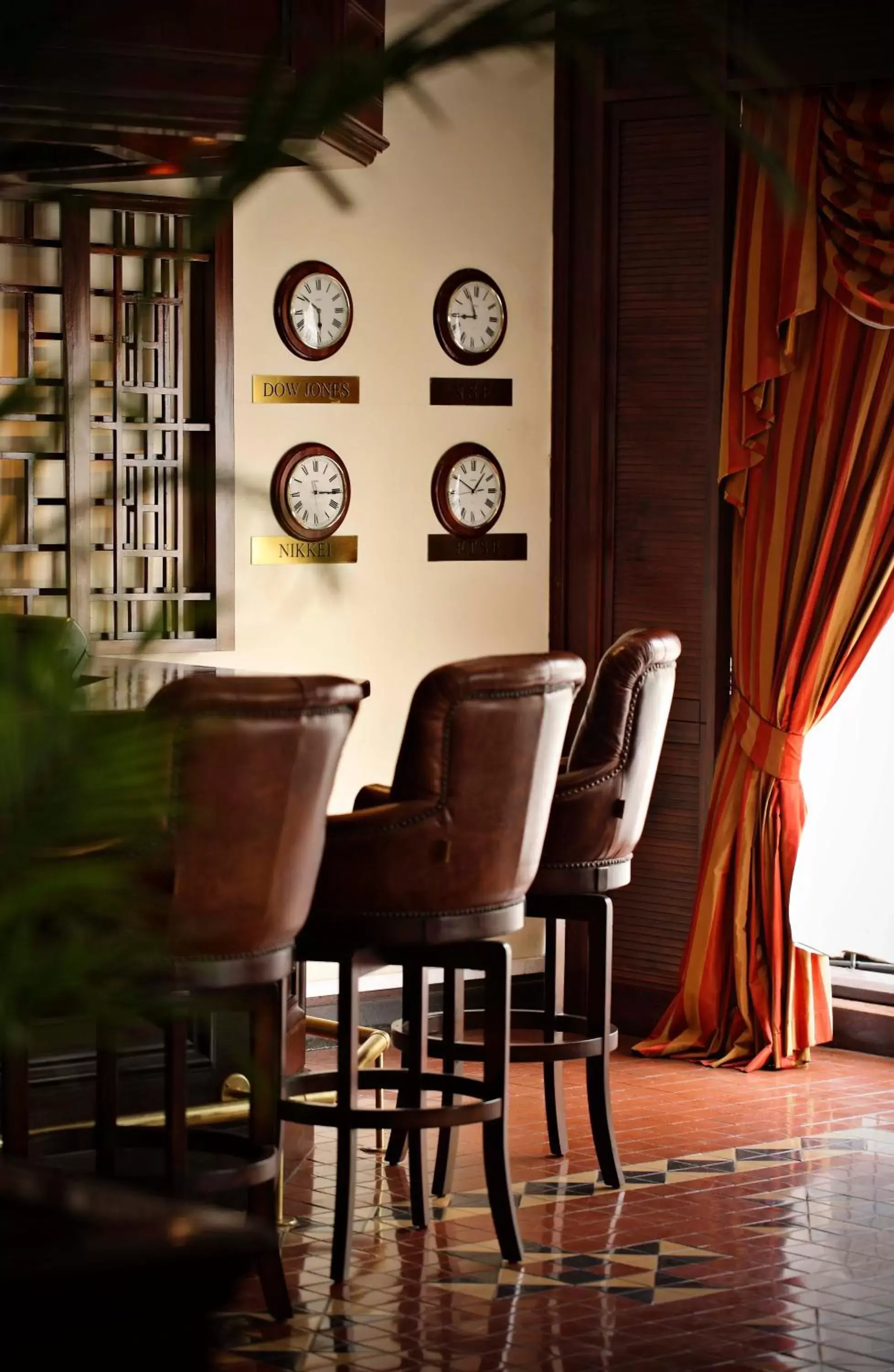 Lounge or bar, Dining Area in Sarova Stanley