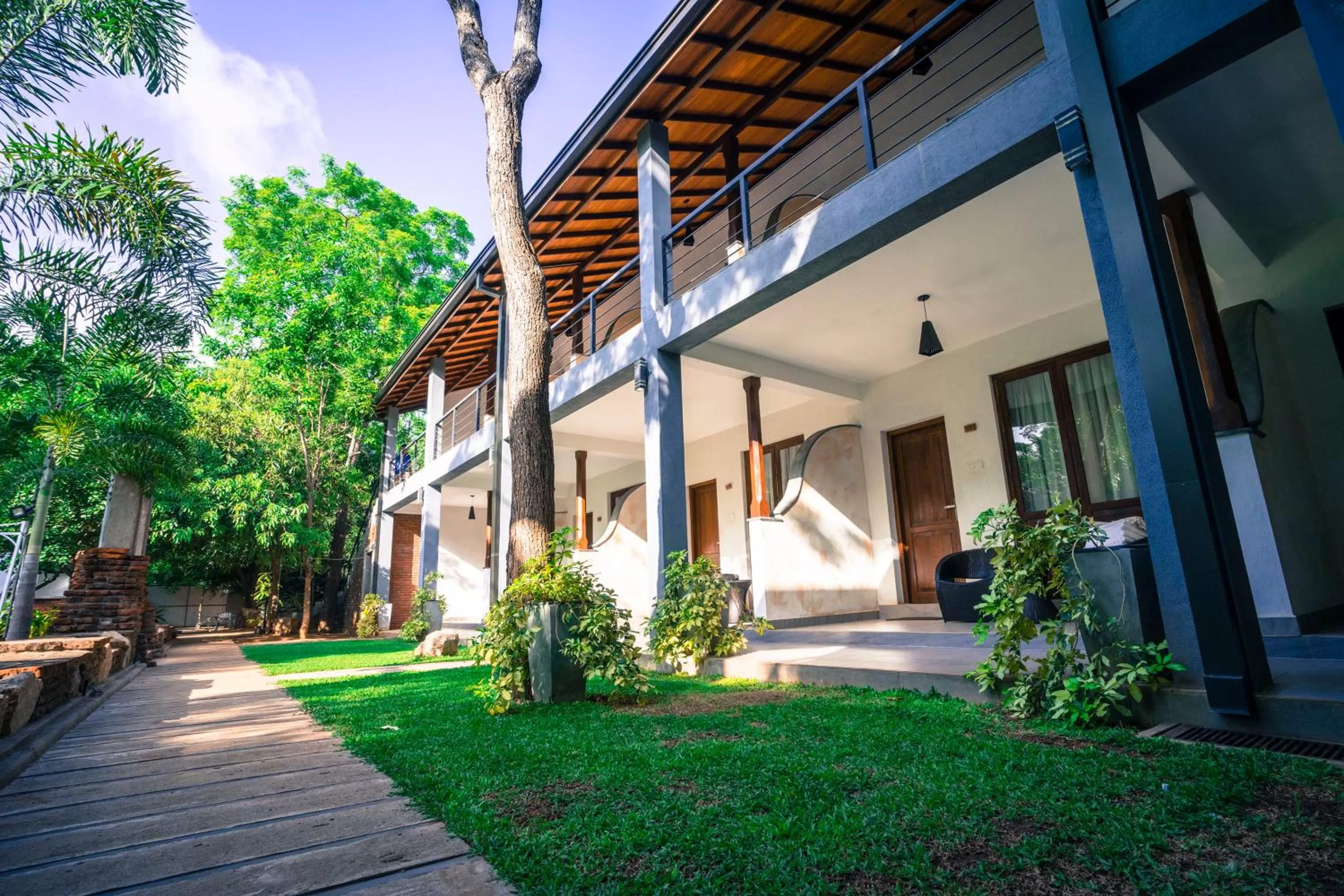 Property building in Hotel Alakamanda