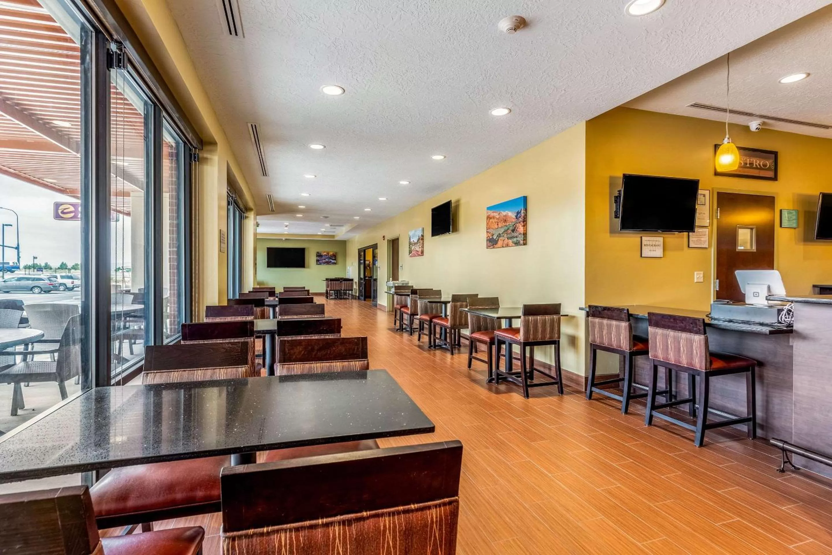 Restaurant/places to eat in Sleep Inn & Suites Hurricane Zion Park Area