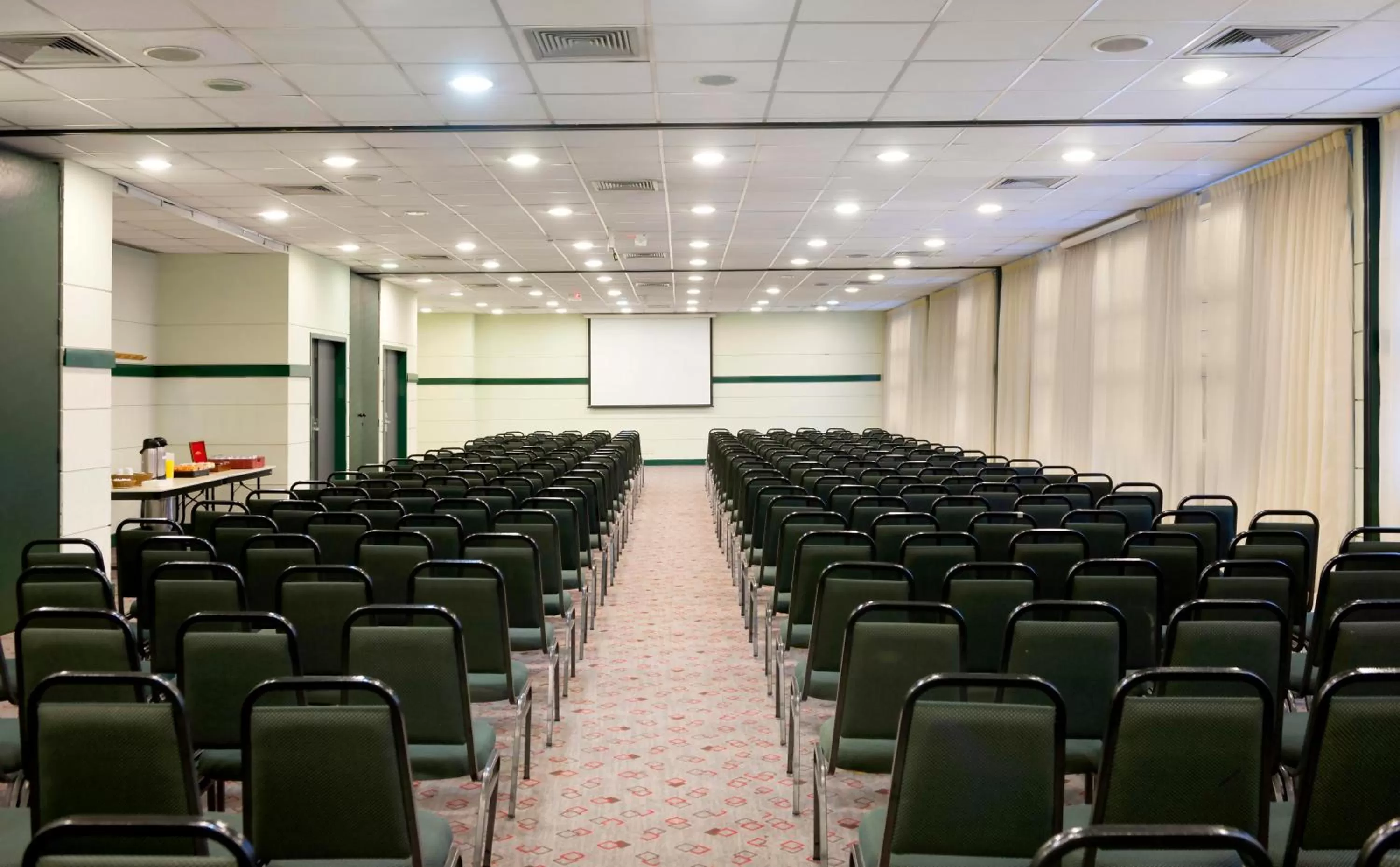 Meeting/conference room in ibis Paulinia