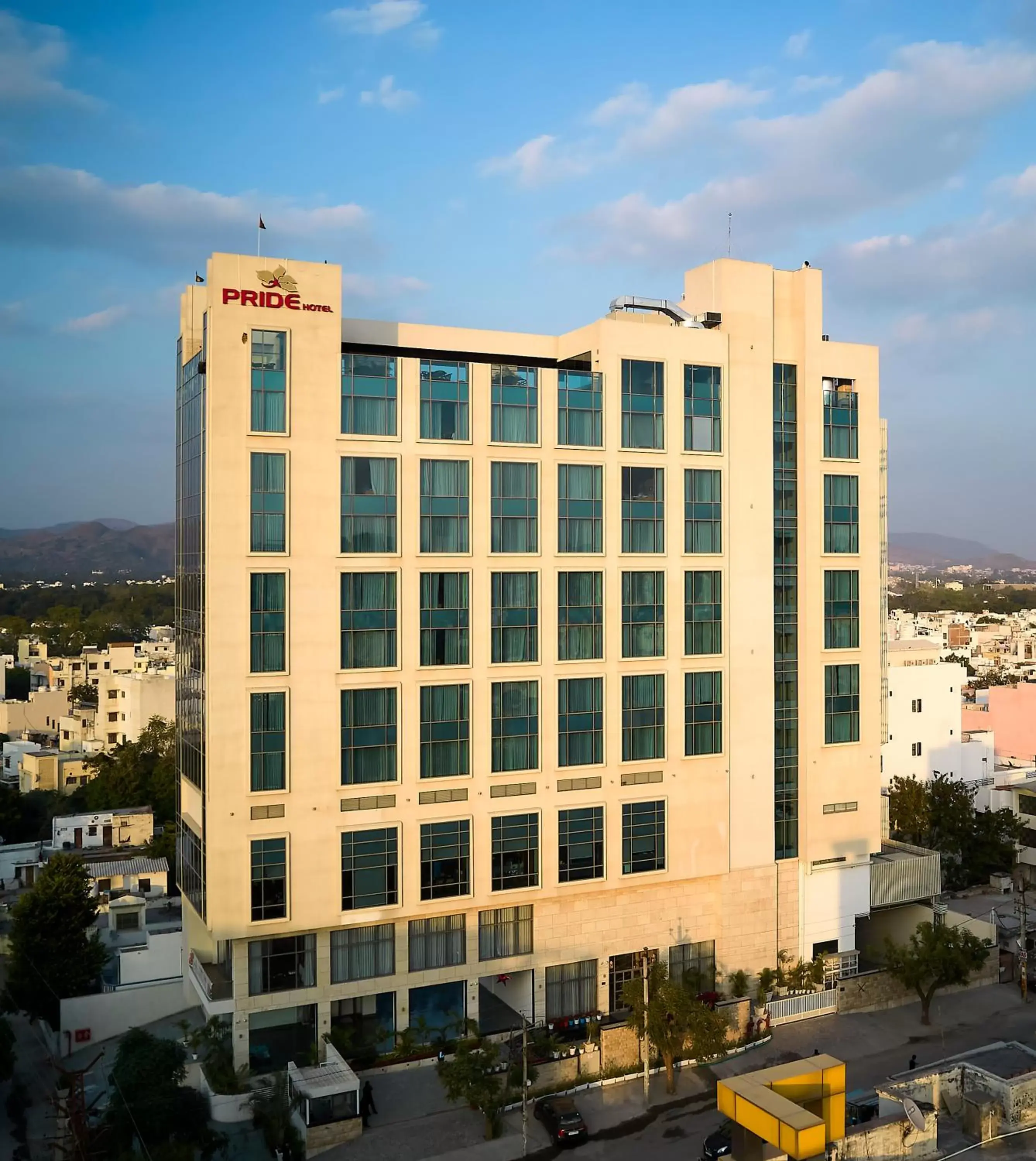 Facade/entrance in Pride Hotel Udaipur Facade/entrance in Pride Hotel Udaipur