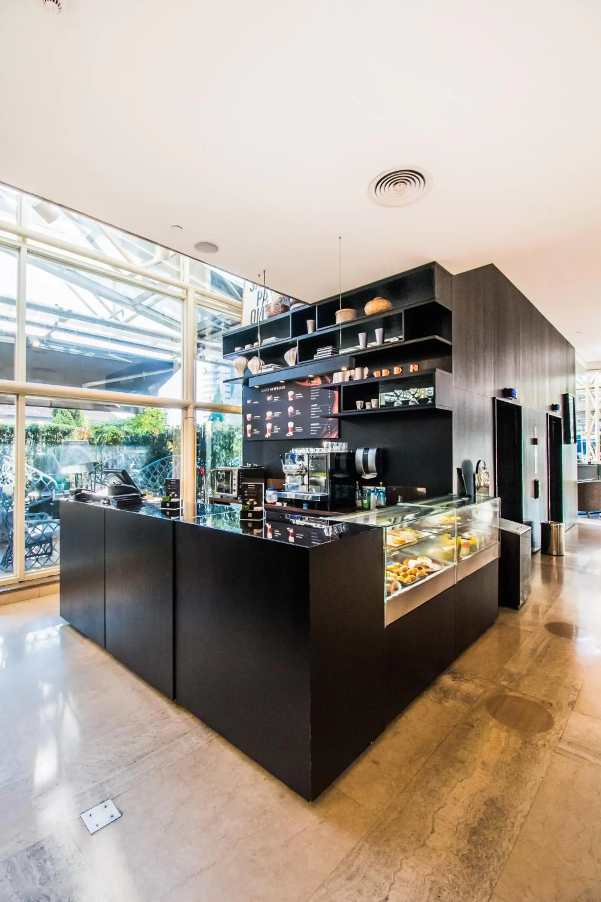 Restaurant/places to eat in Pullman Sao Paulo Ibirapuera Restaurant/places to eat in Pullman Sao Paulo Ibirapuera