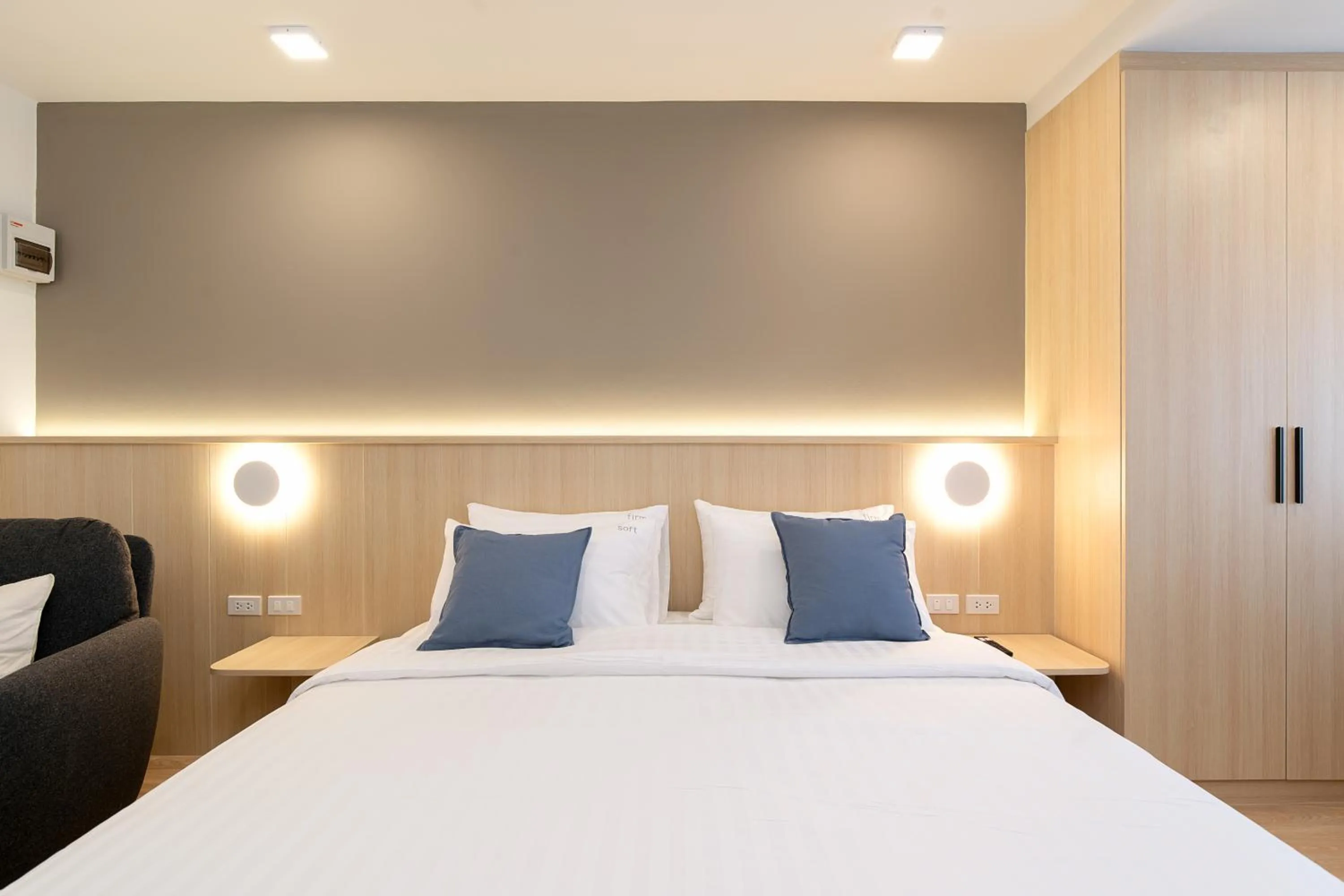 Bedroom, Bed in Diya Hotel Bangkok