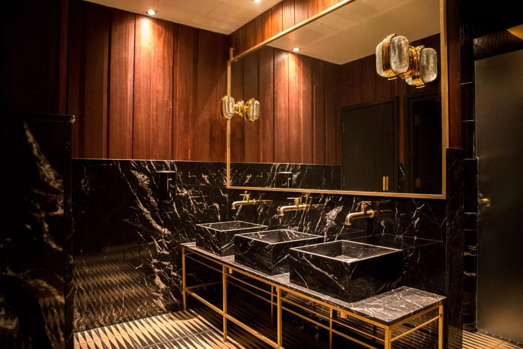 Shower in The Mayson